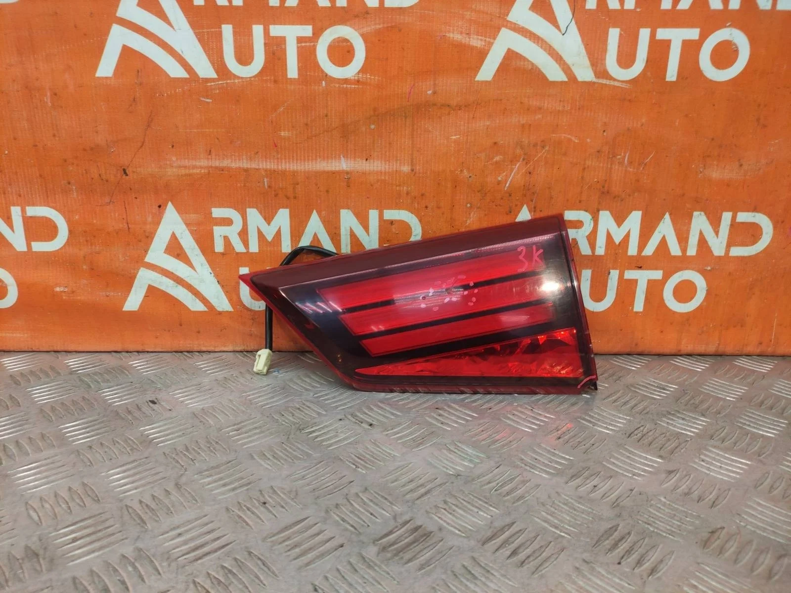 Фонарь внутренний MItsubishi Outlander 2015-нв 3