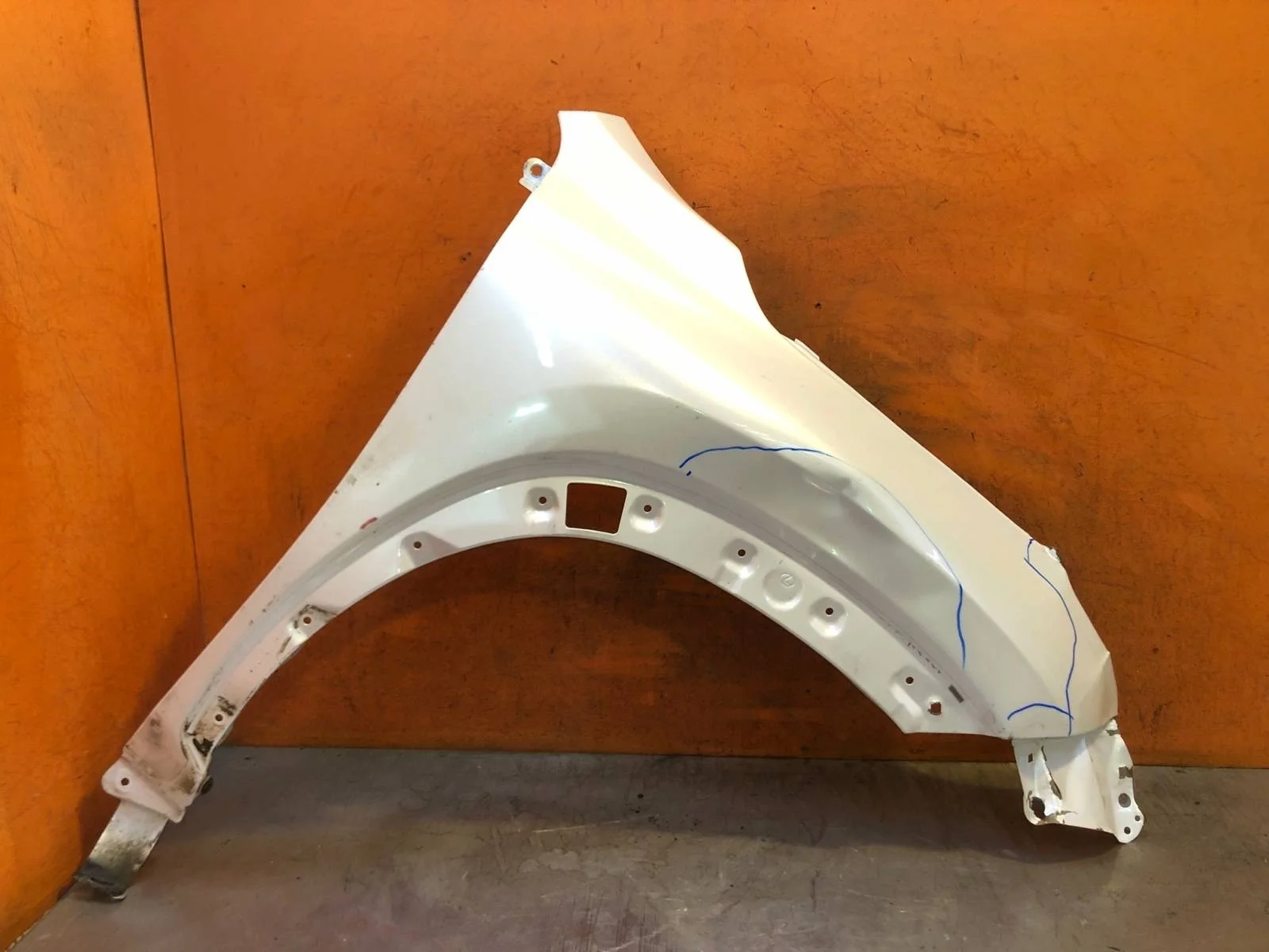 Крыло Lexus NX 2014-2021