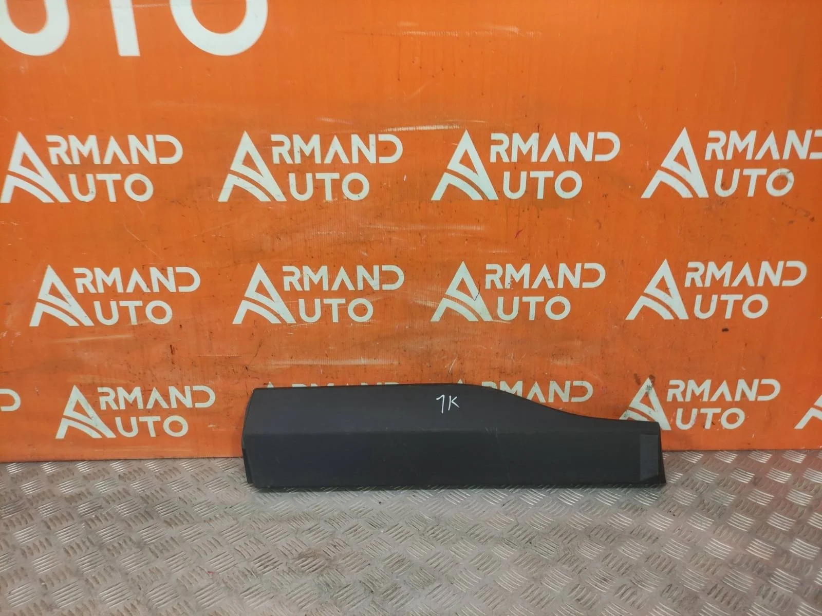 Молдинг двери Toyota RAV4 2018-нв 5 XA50