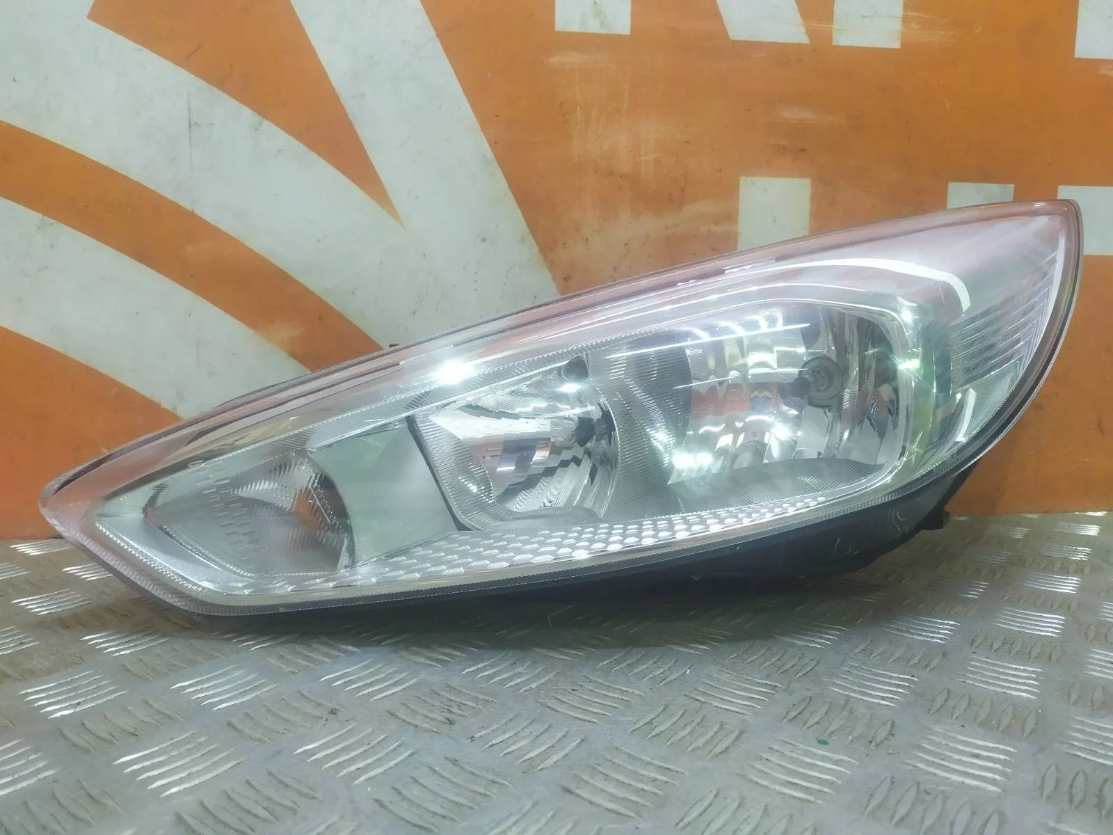 Фара FORD Focus 2014-2019 3