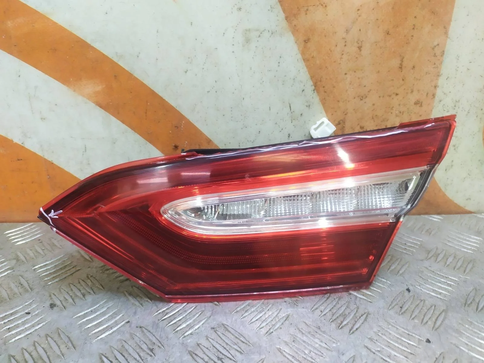 Фонарь внутренний TOYOTA Camry 2017-нв 8 XV70