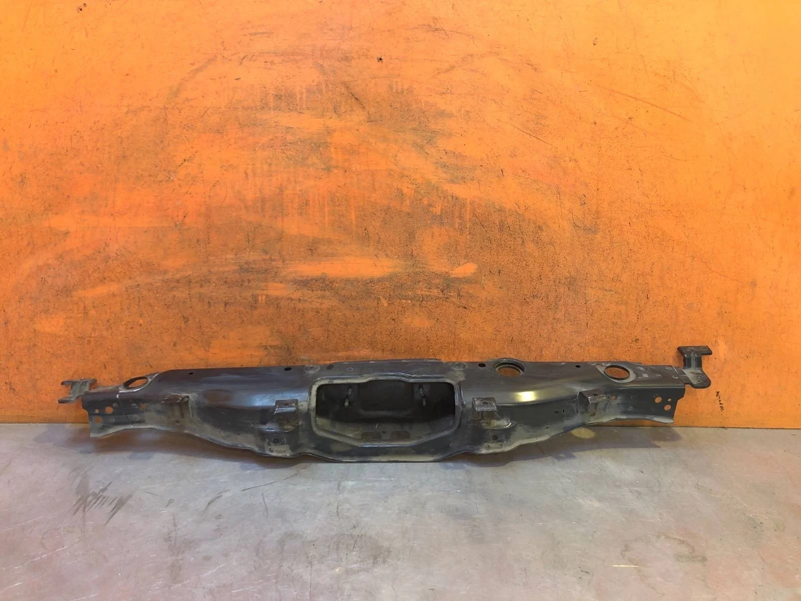 Панель передняя (суппорт радиатора) верхняя Hyundai I40 2011-2019 DF