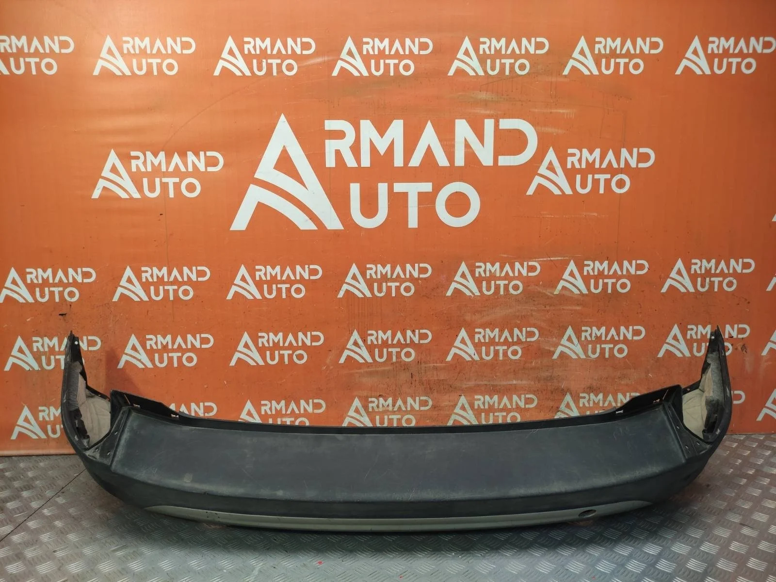 Бампер FORD Kuga 2012-2019 CBS