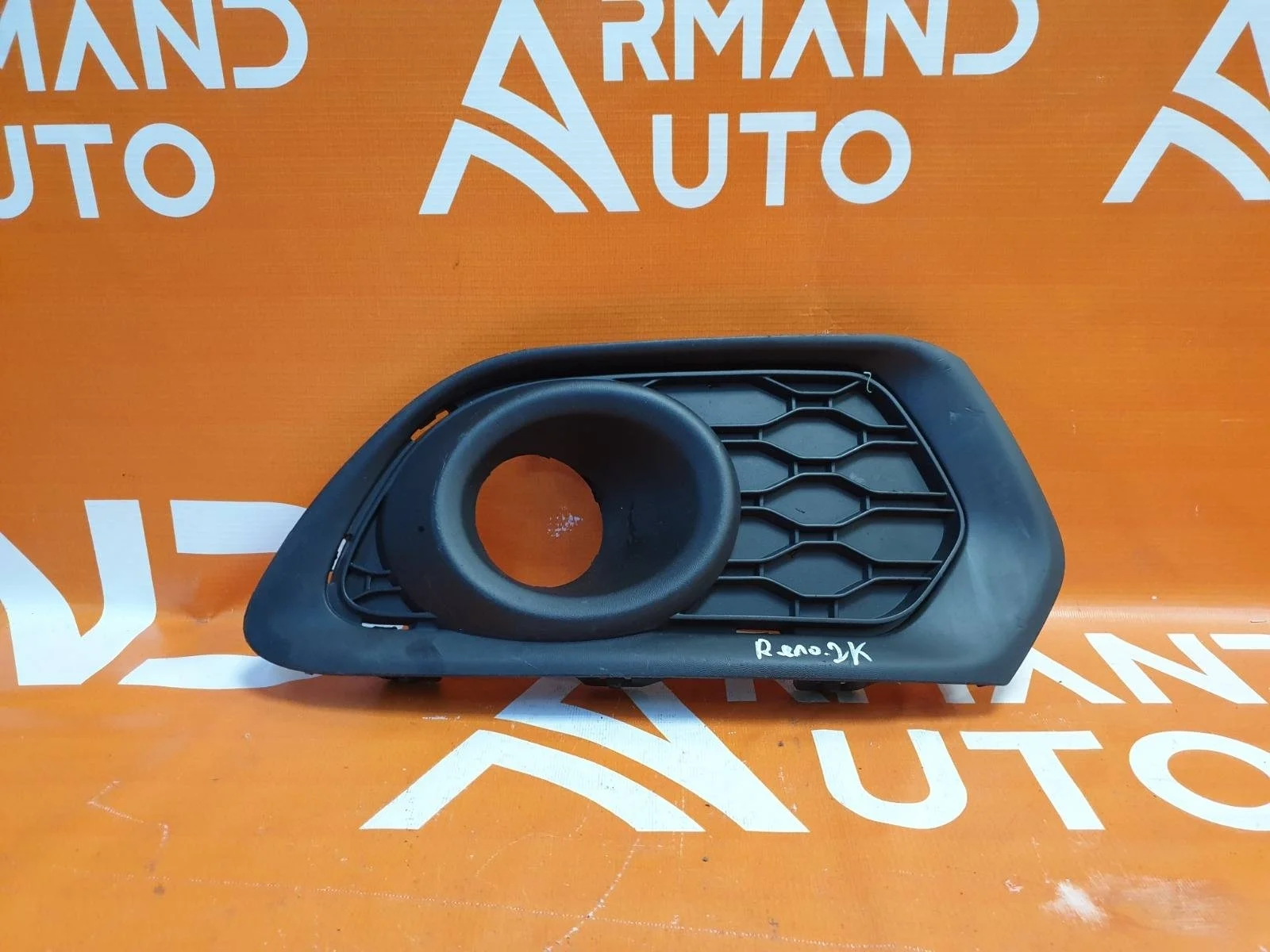 Окантовка птф Renault Sandero 2013-2019