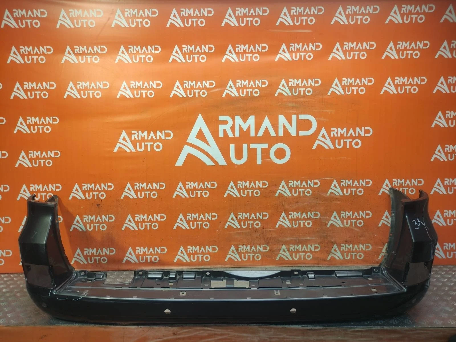 Бампер TOYOTA Land Cruiser 2015-2021 200
