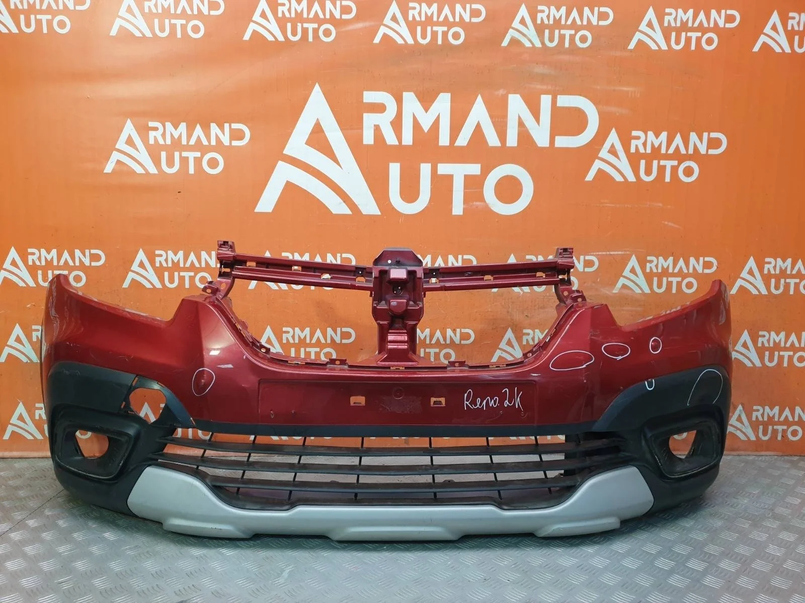 Бампер Renault Sandero 2018-2022