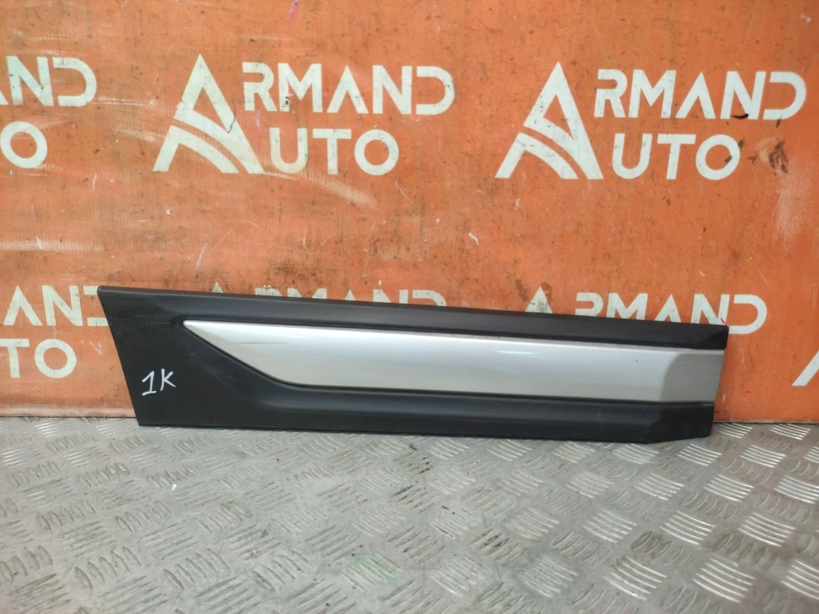Молдинг двери Mitsubishi Outlander 2015-нв 3