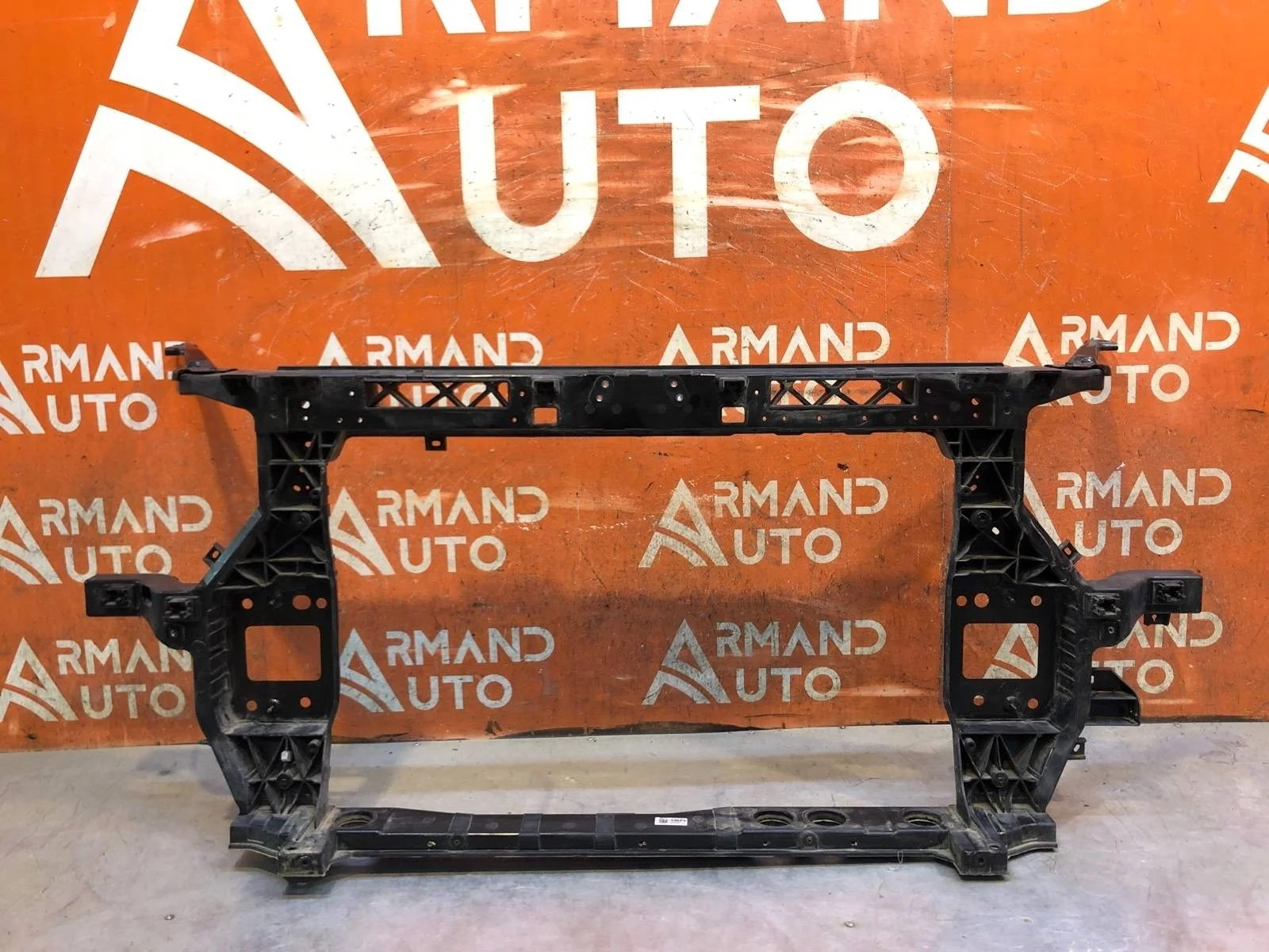 Панель передняя (суппорт радиатора) Hyundai Santa Fe 2020-нв 4 TM