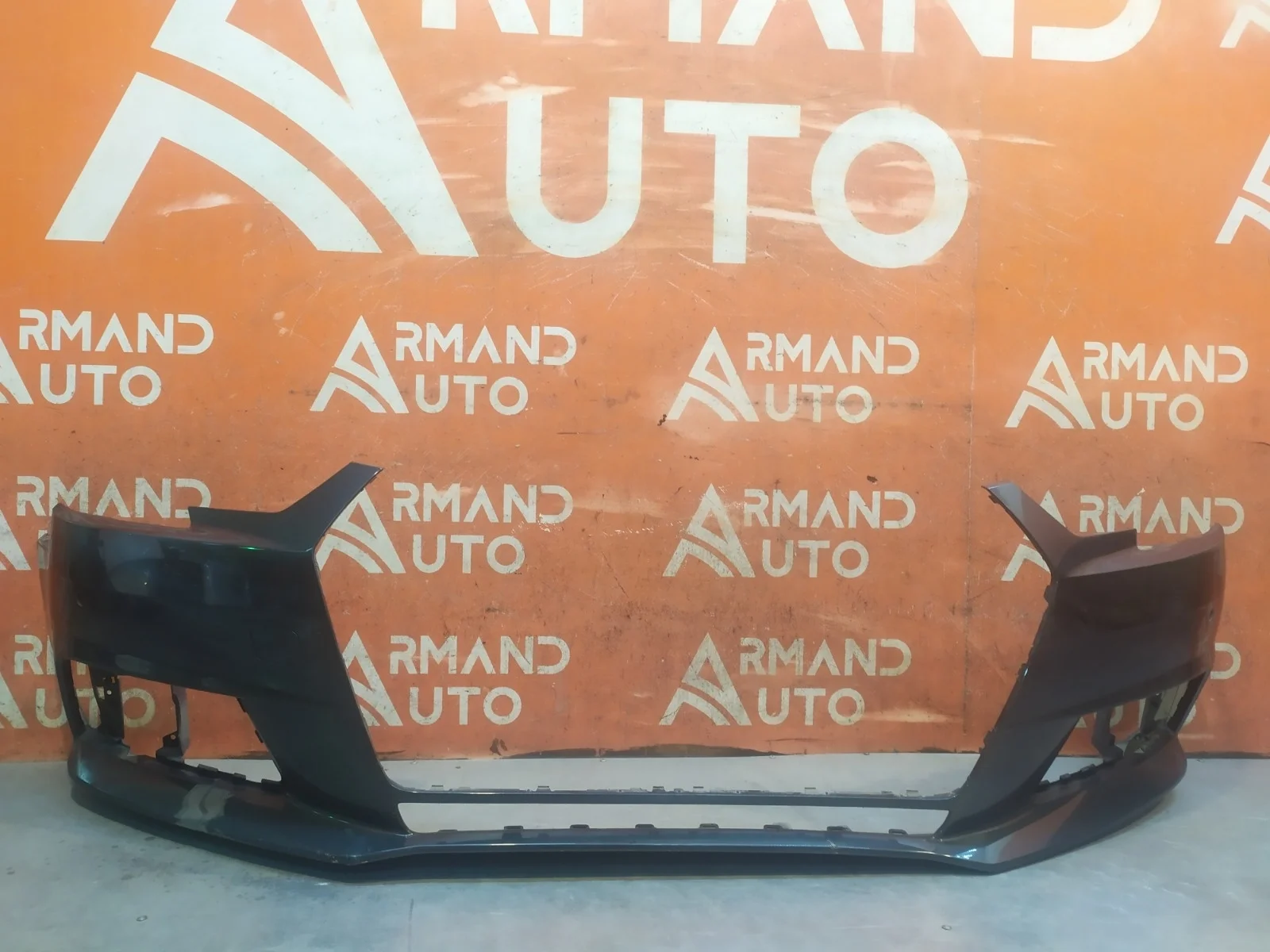 Бампер AUDI A4 2015-2020 B9