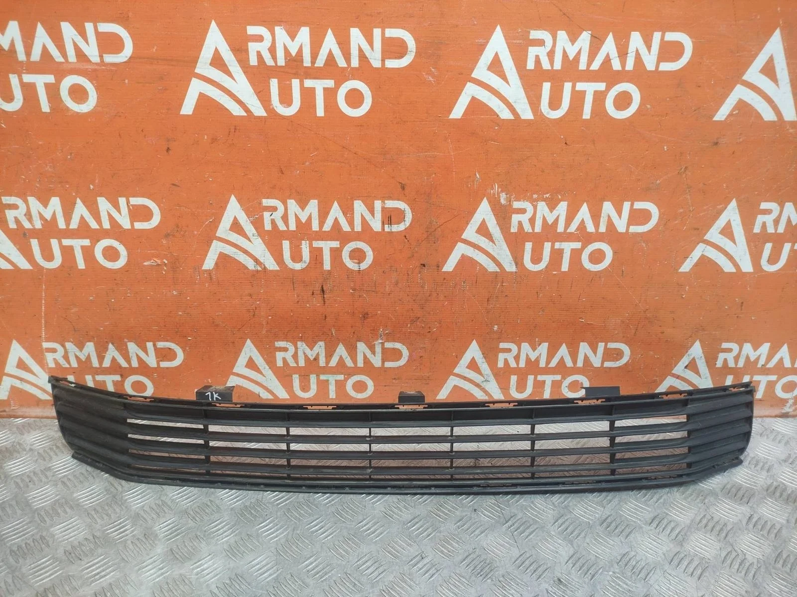 Решетка бампера нижняя TOYOTA Camry 2011-2014 7 XV50