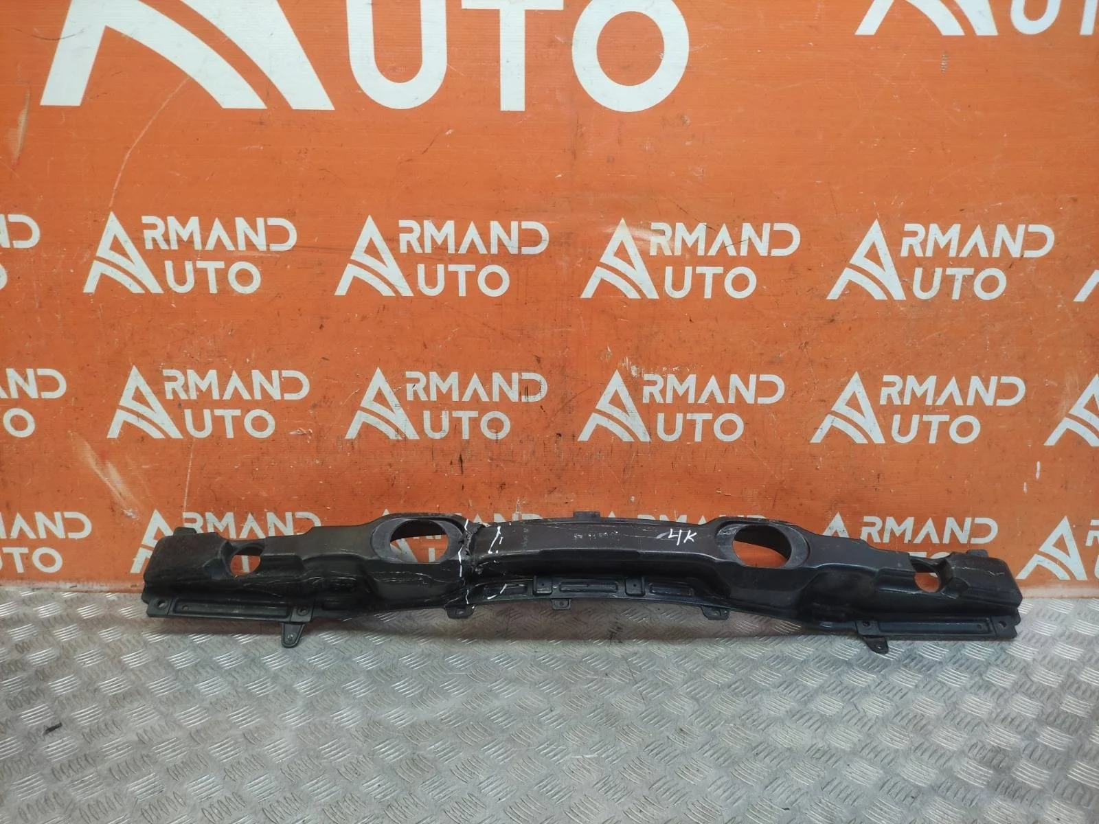 Усилитель бампера Hyundai IX35 2010-2015