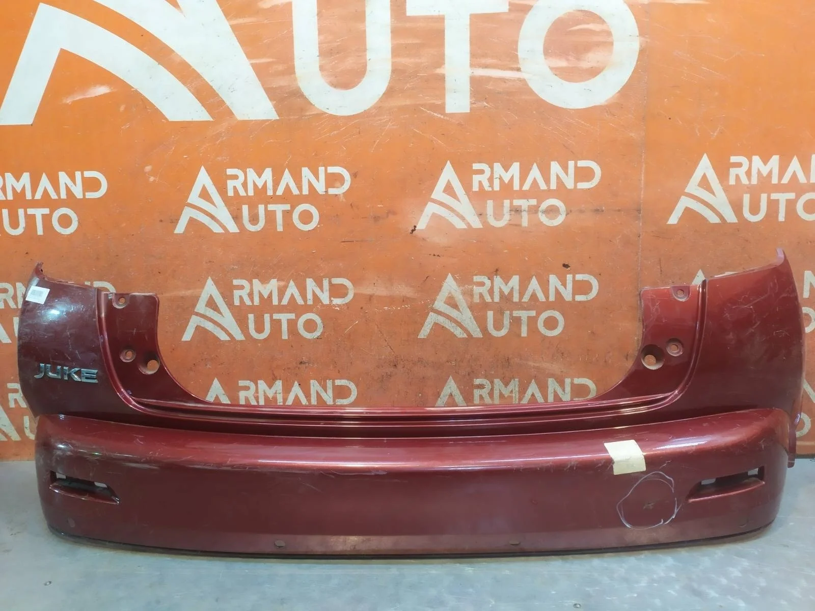 Бампер NISSAN Juke 2010-2014 YF15