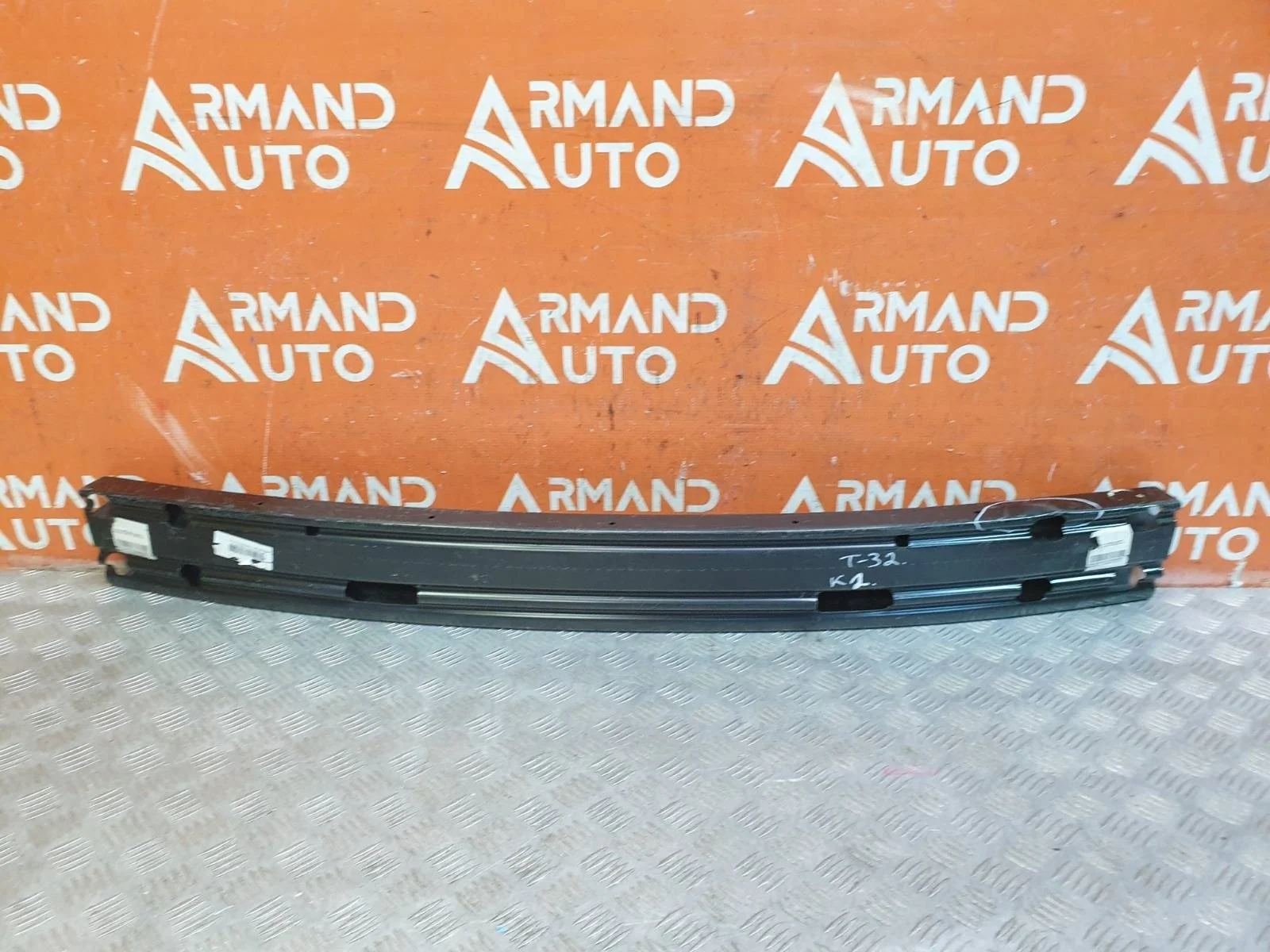 Усилитель бампера Nissan X-Trail 2013-2022 T32