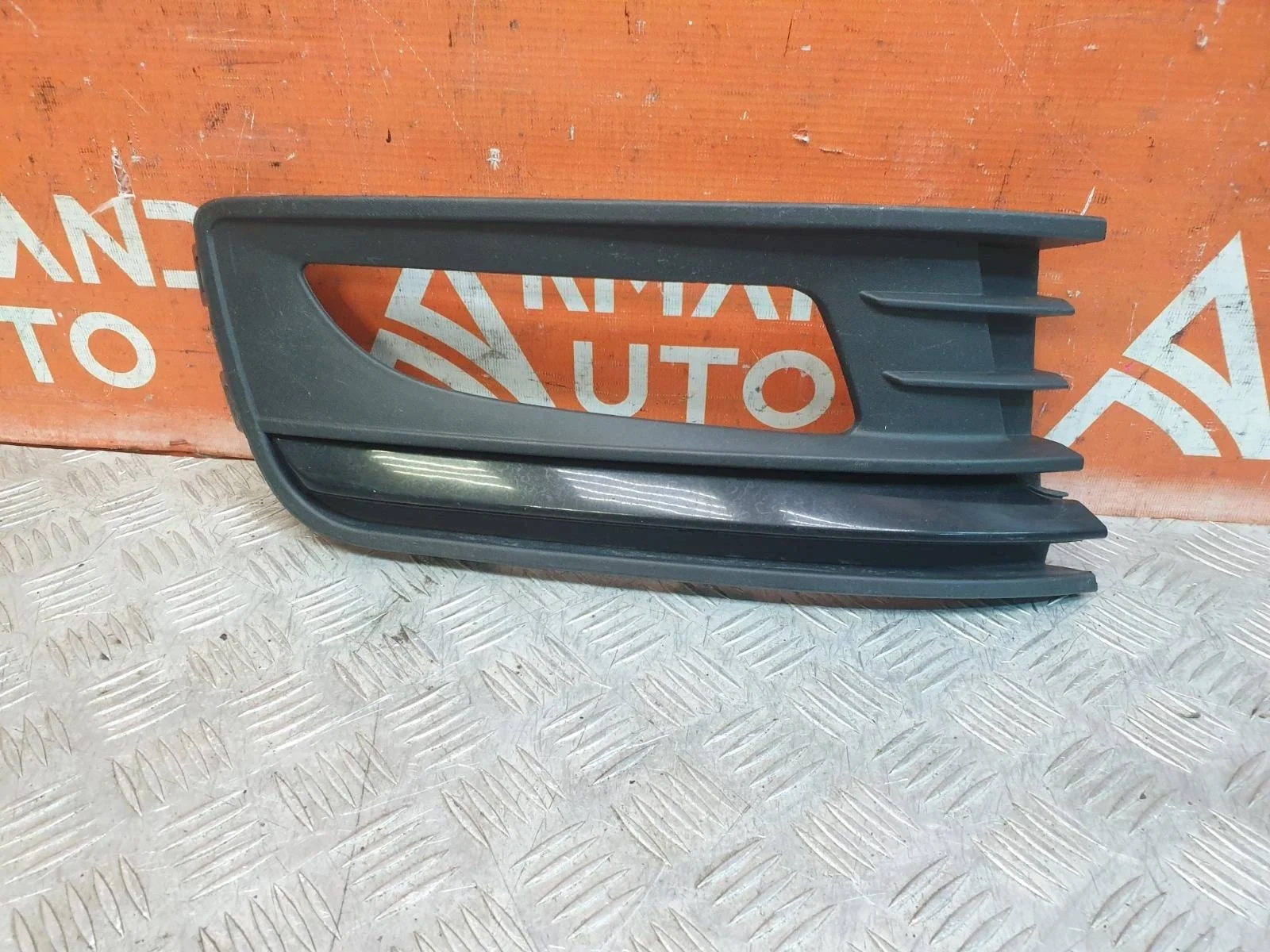 Окантовка птф Volkswagen Polo 2014-2020 5