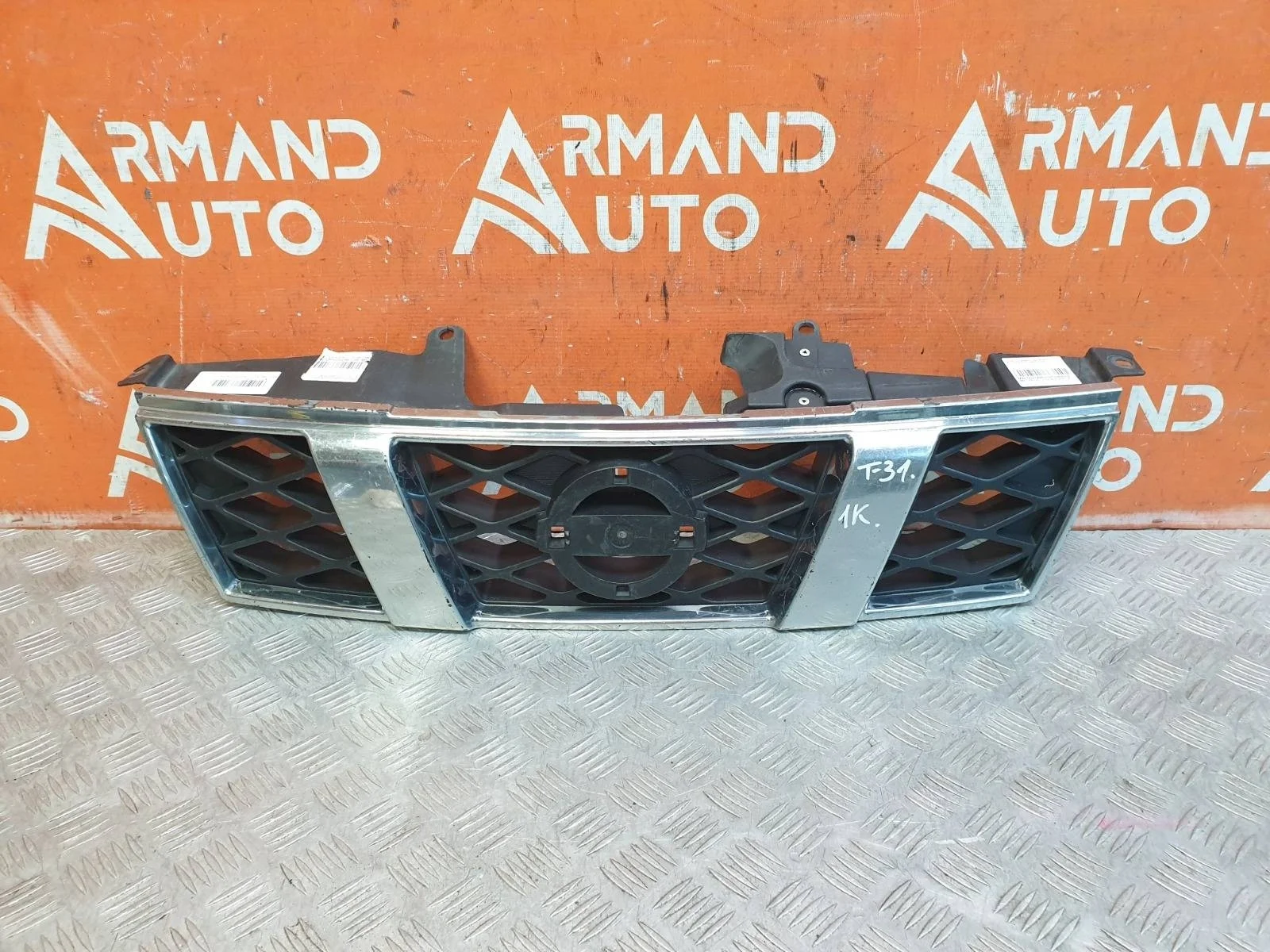 Решетка радиатора Nissan X-Trail 2007-2011 T31