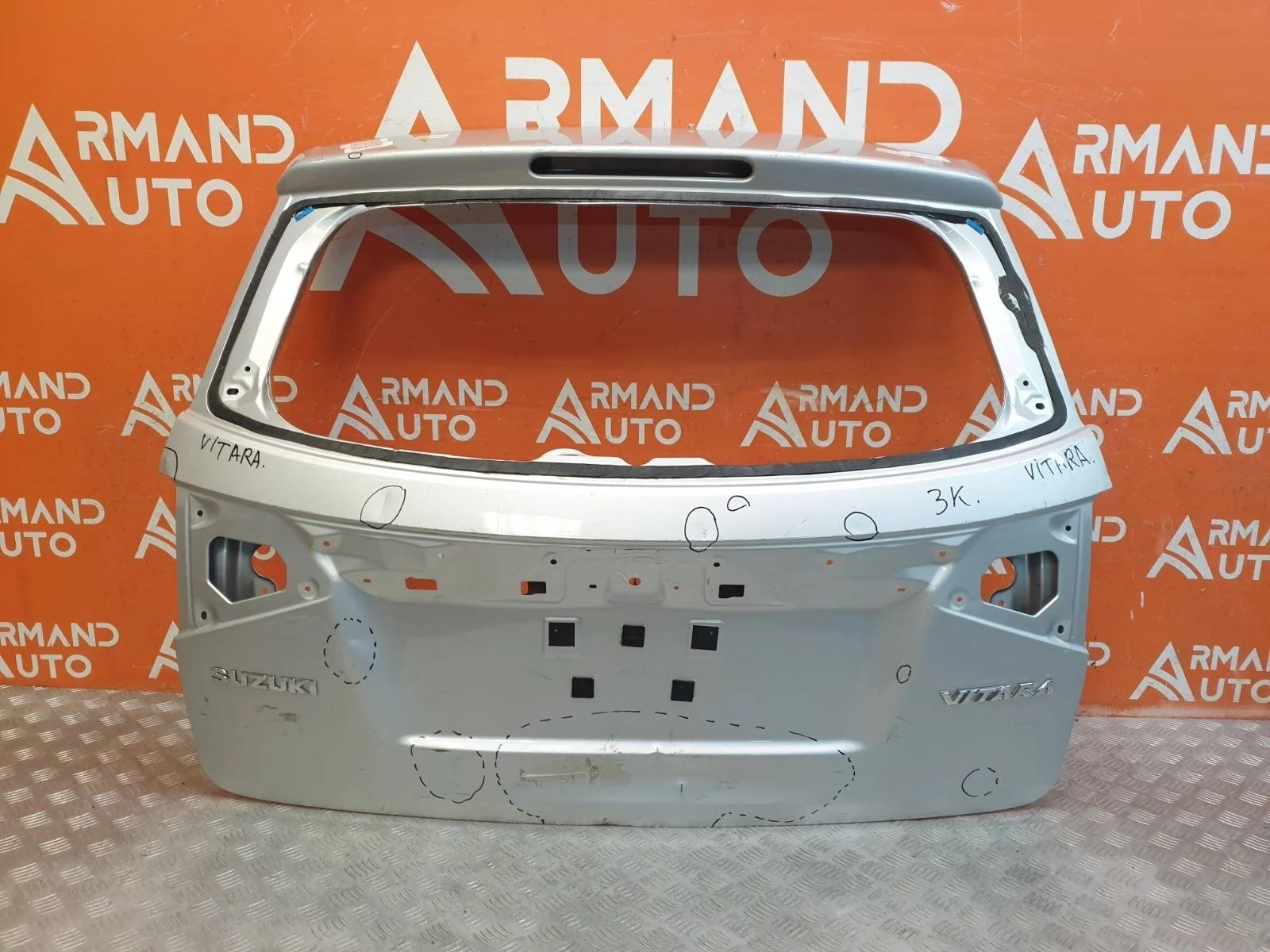 Дверь багажника Suzuki Vitara 2014-нв