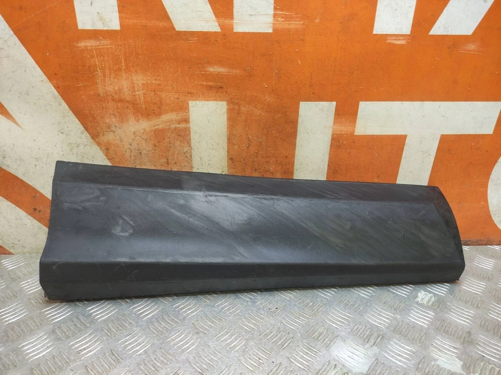 Молдинг двери Toyota RAV4 2015-2019 CA40