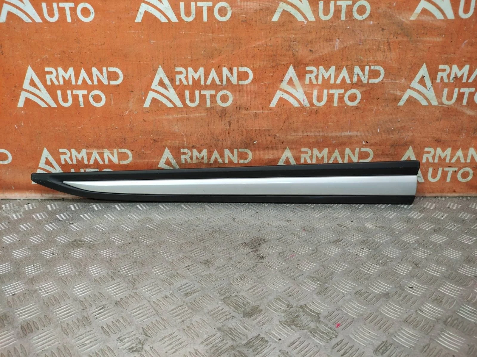 Молдинг двери Mitsubishi Outlander 2015-нв 3