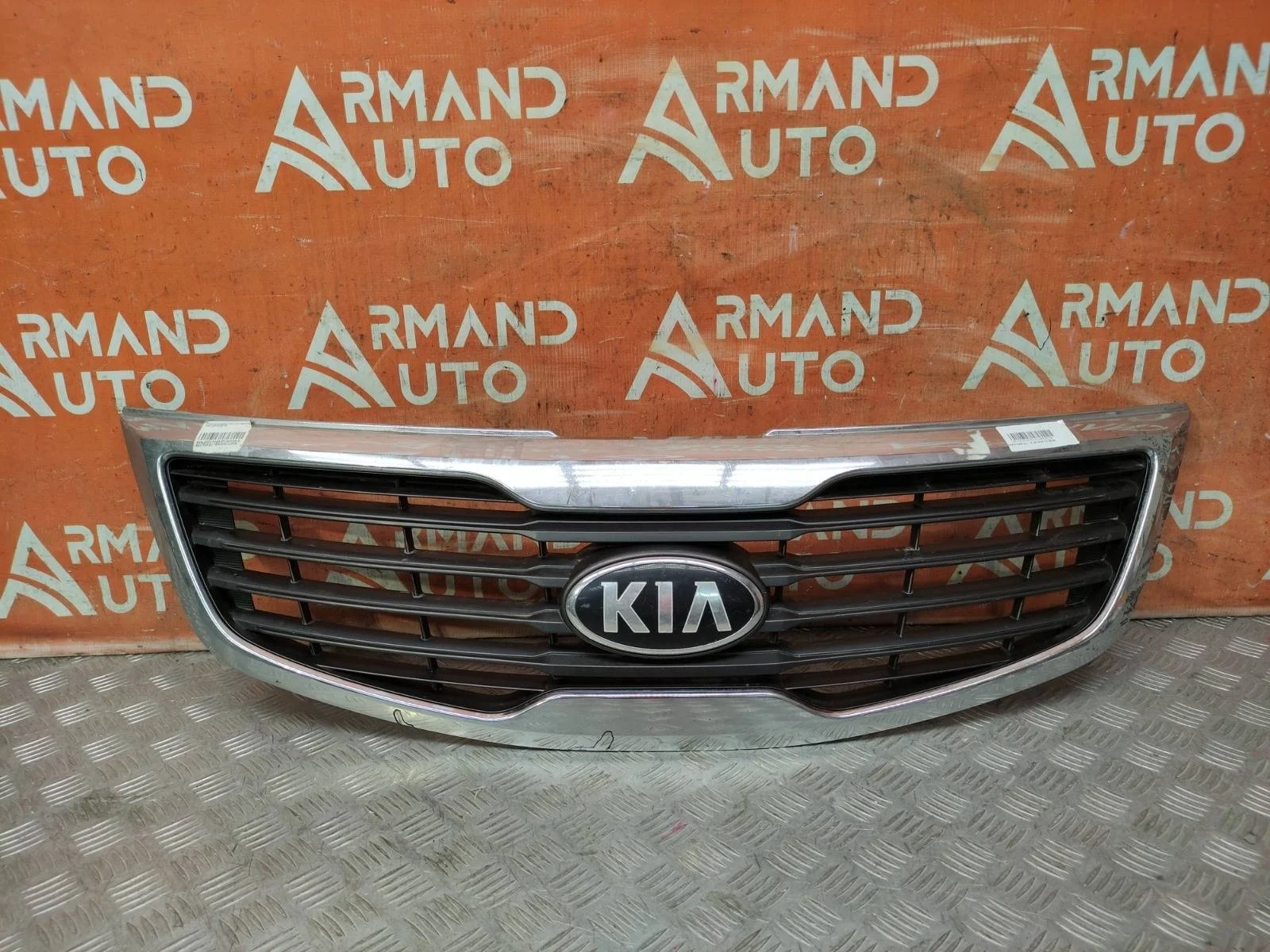 Решетка радиатора Kia Sportage 2010-2014 3 SL