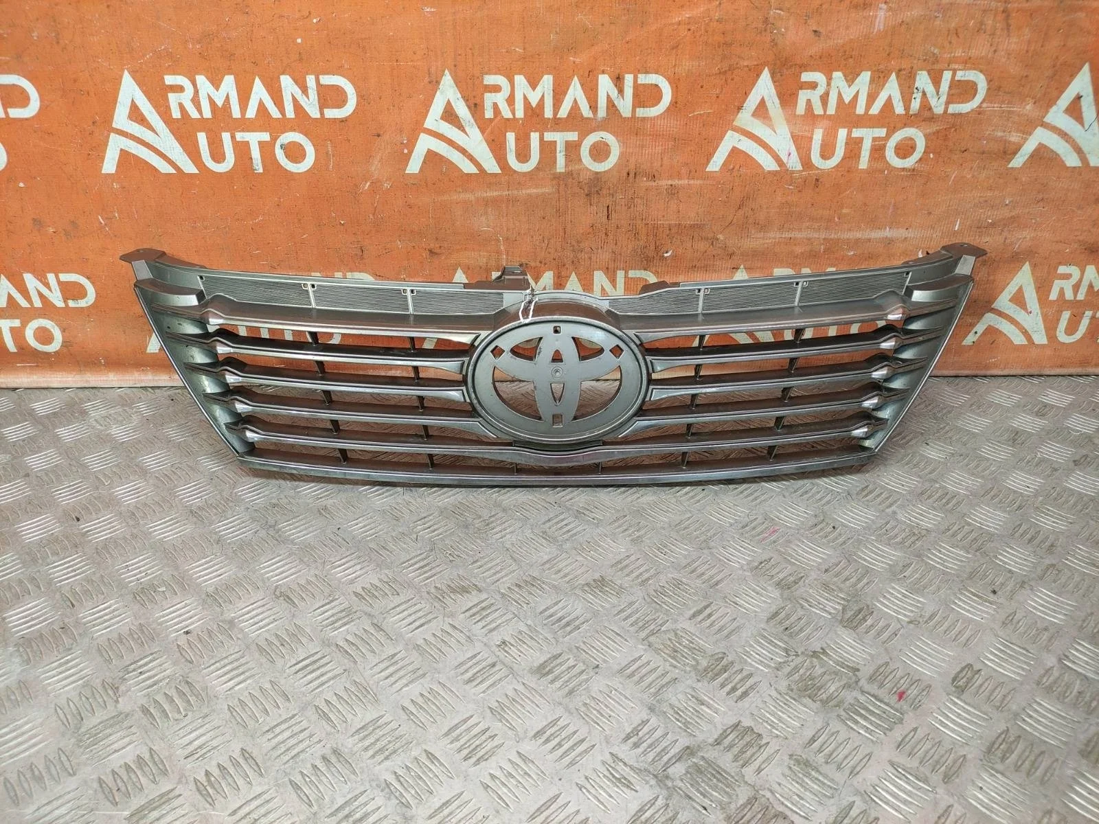 Решетка радиатора TOYOTA Camry 2011-2014 7 XV50
