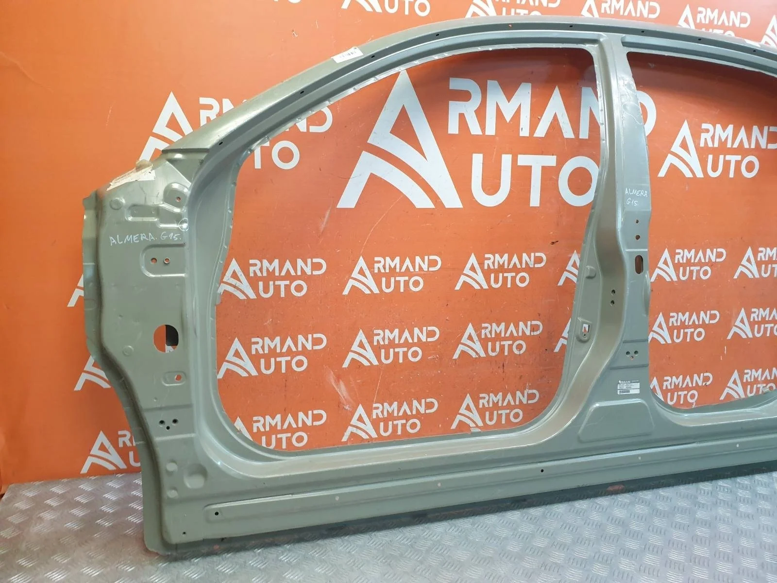 Боковина Nissan Almera 2012-2018 G15