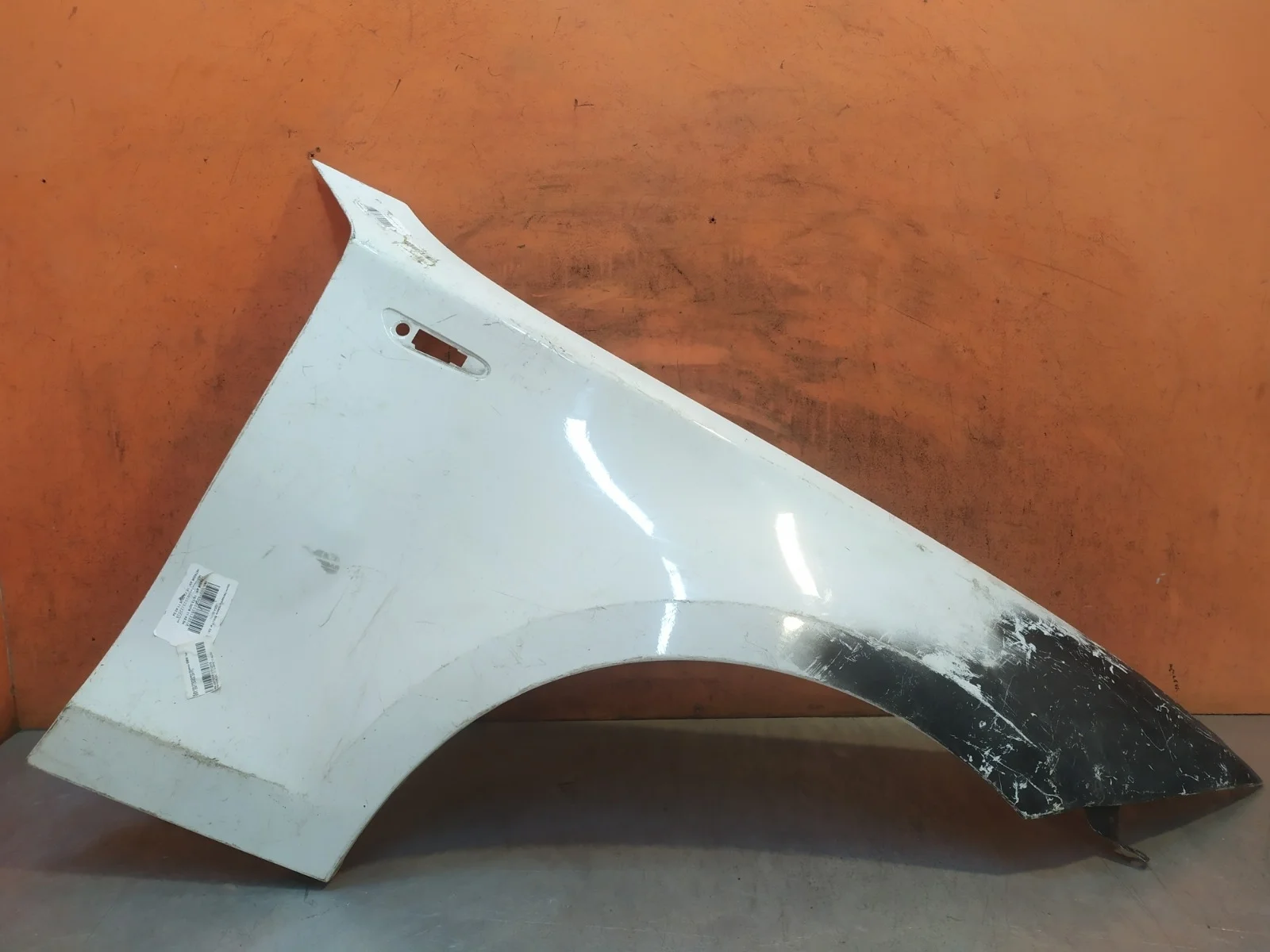Крыло BMW 1 series 2004-2011 E81 E82 E87 E88