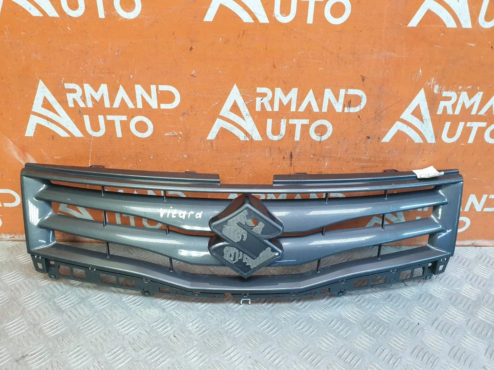 Решетка радиатора Suzuki Grand Vitara 2012-2015 3