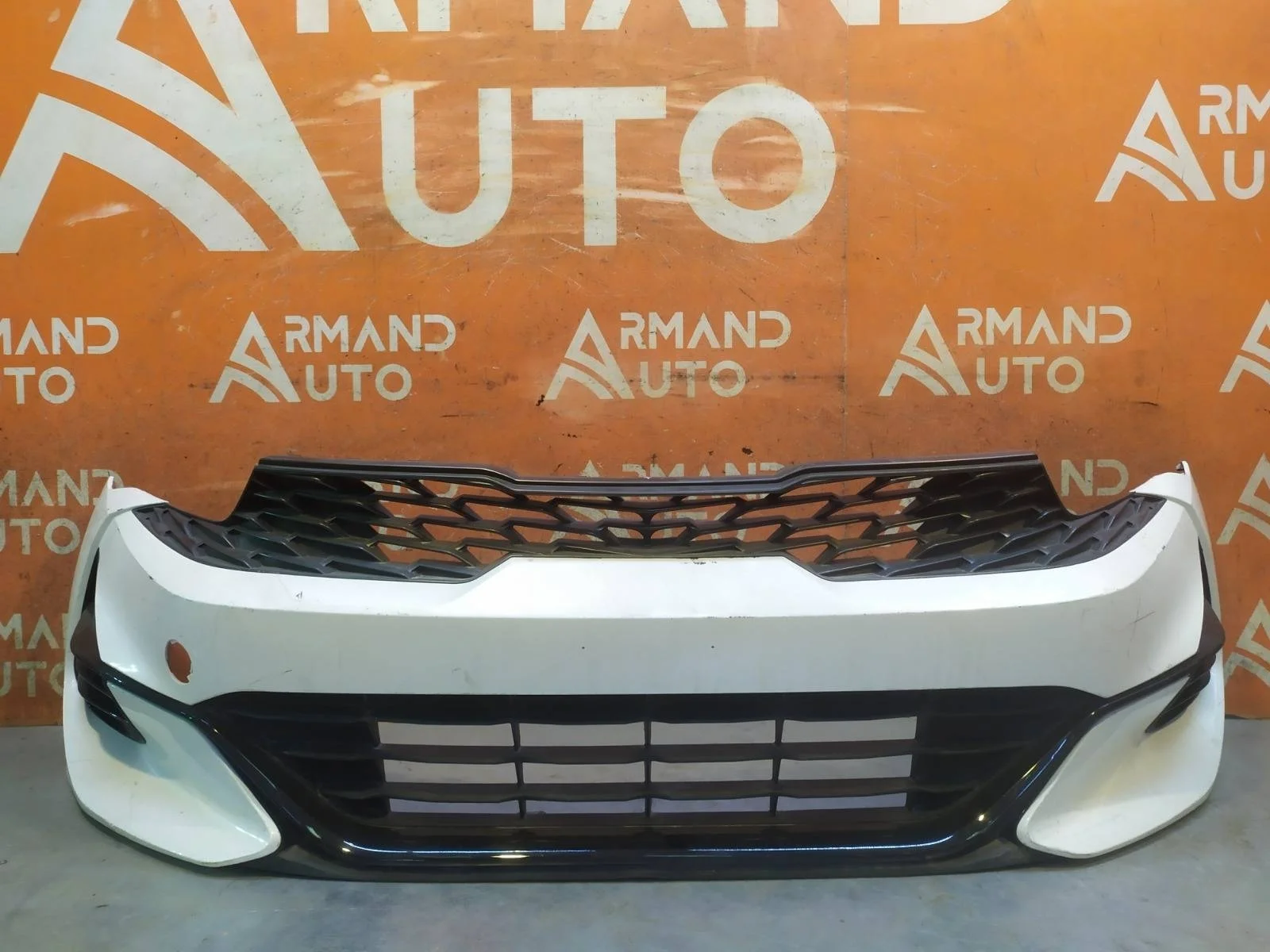 Бампер Kia K5 2020-нв 3