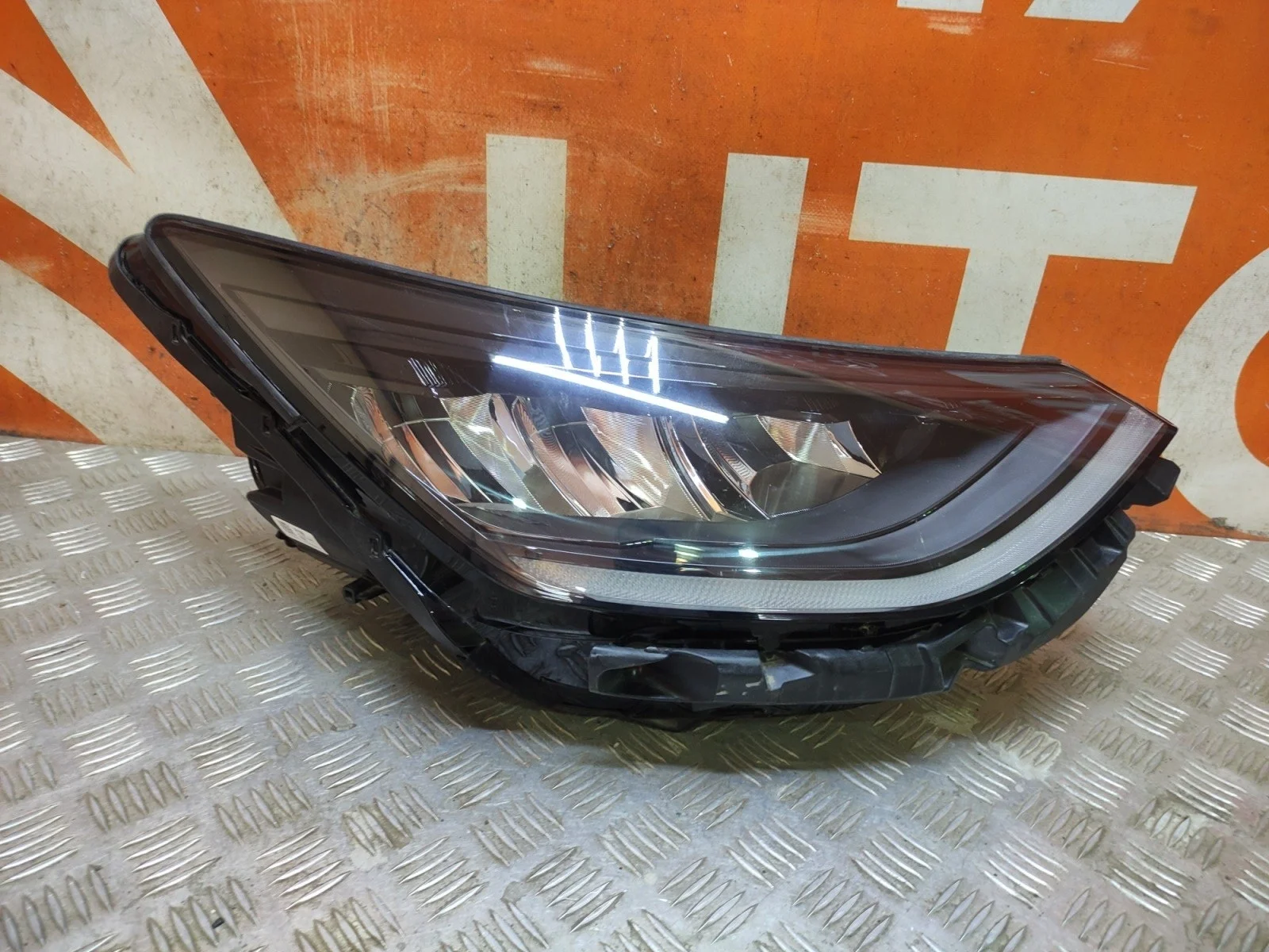 Фара Hyundai Sonata 2019-нв 8 DN8