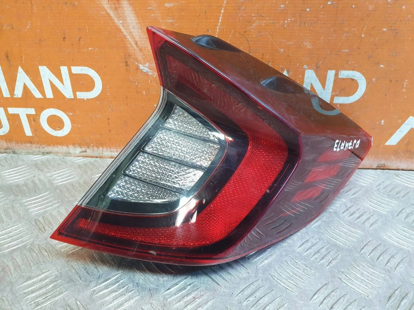 Фонарь внешний Hyundai Sonata 2019-нв 8 DN8