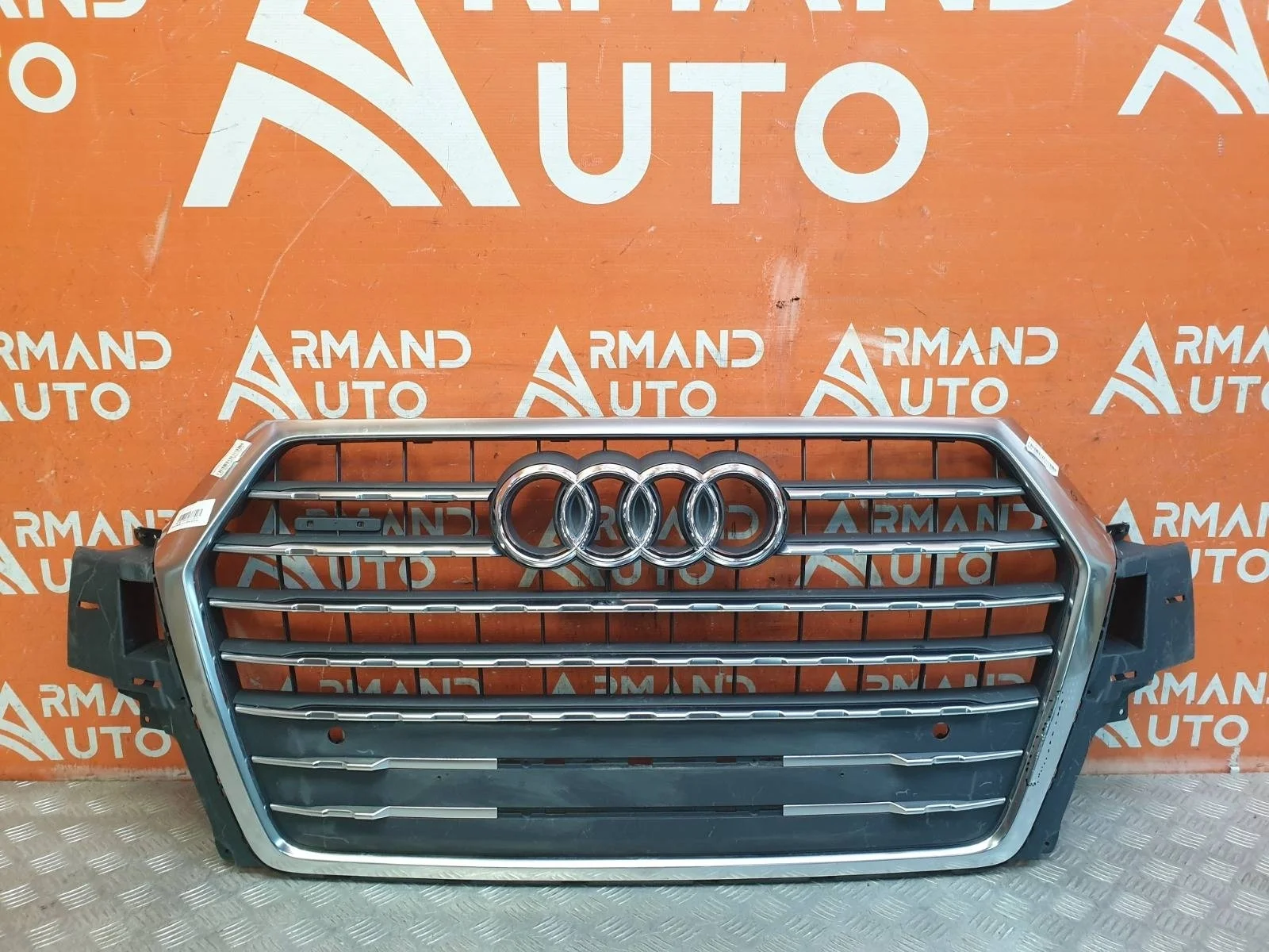 Решетка радиатора Audi Q7 2015-2020 4M