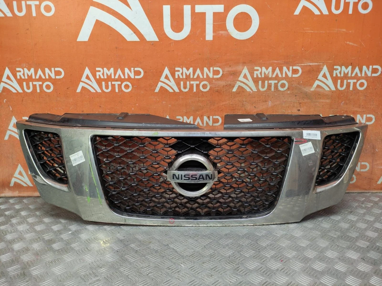 Решетка радиатора Nissan Patrol 2010-2014 6 Y62