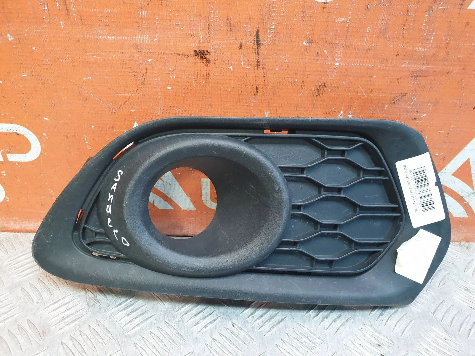 Окантовка птф Renault Sandero 2013-2019