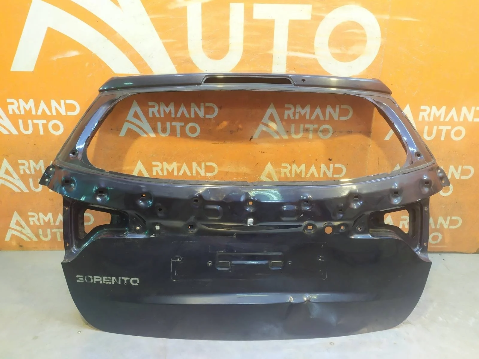 Дверь багажника KIA Sorento 2012-2019 XM