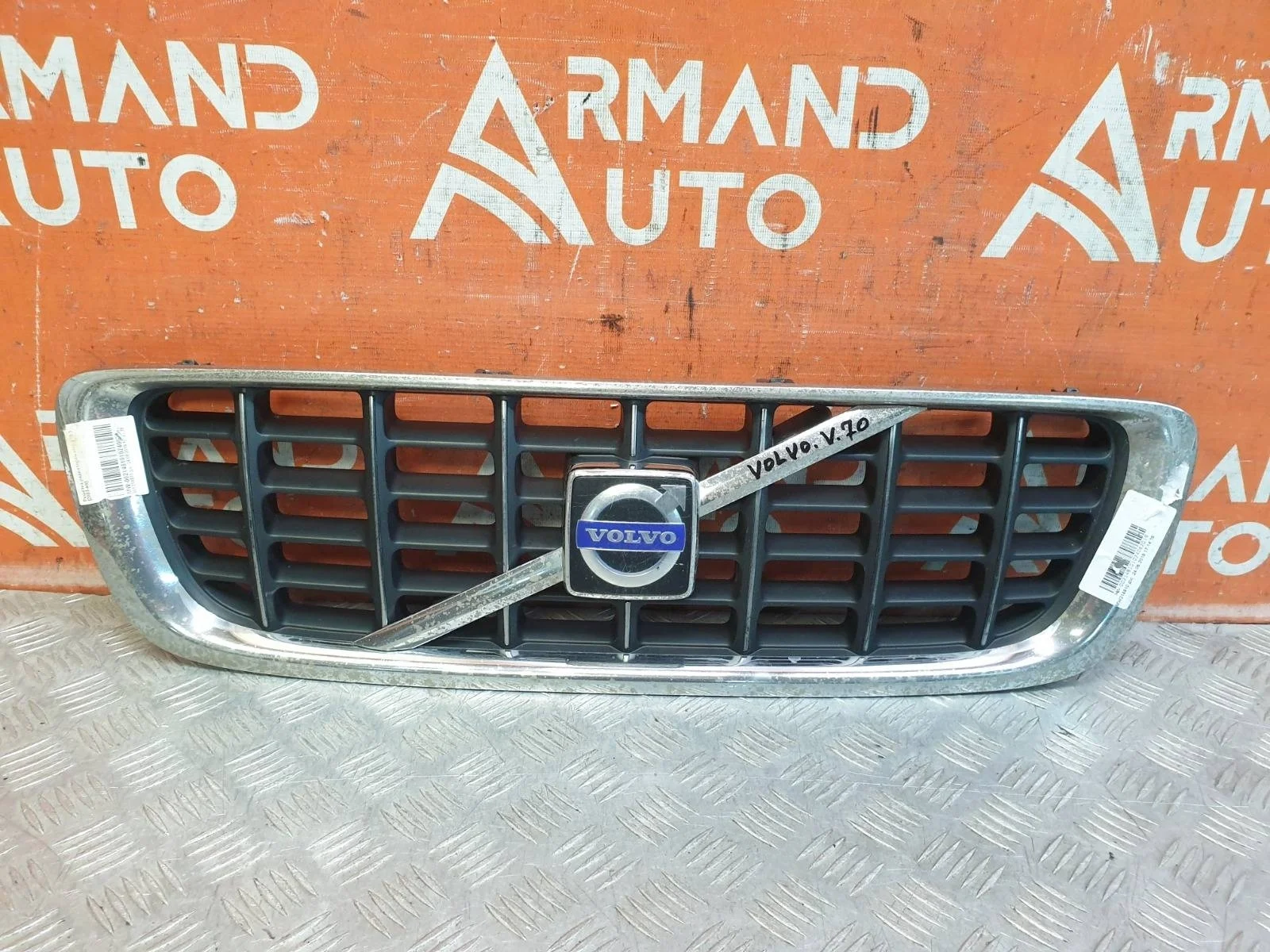 Решетка радиатора Volvo V70 2007-2013