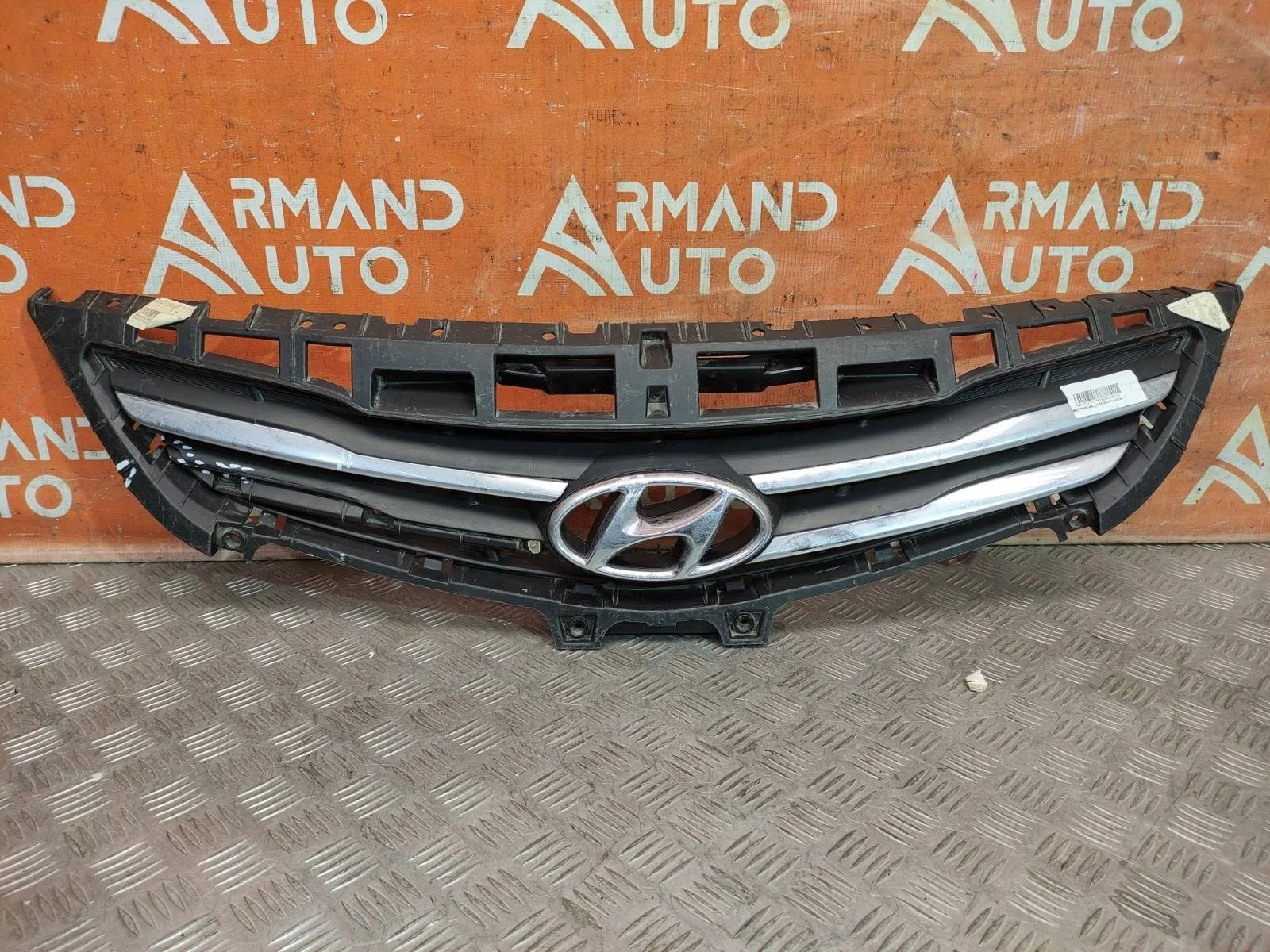 Решетка радиатора Hyundai Solaris 2014-2017