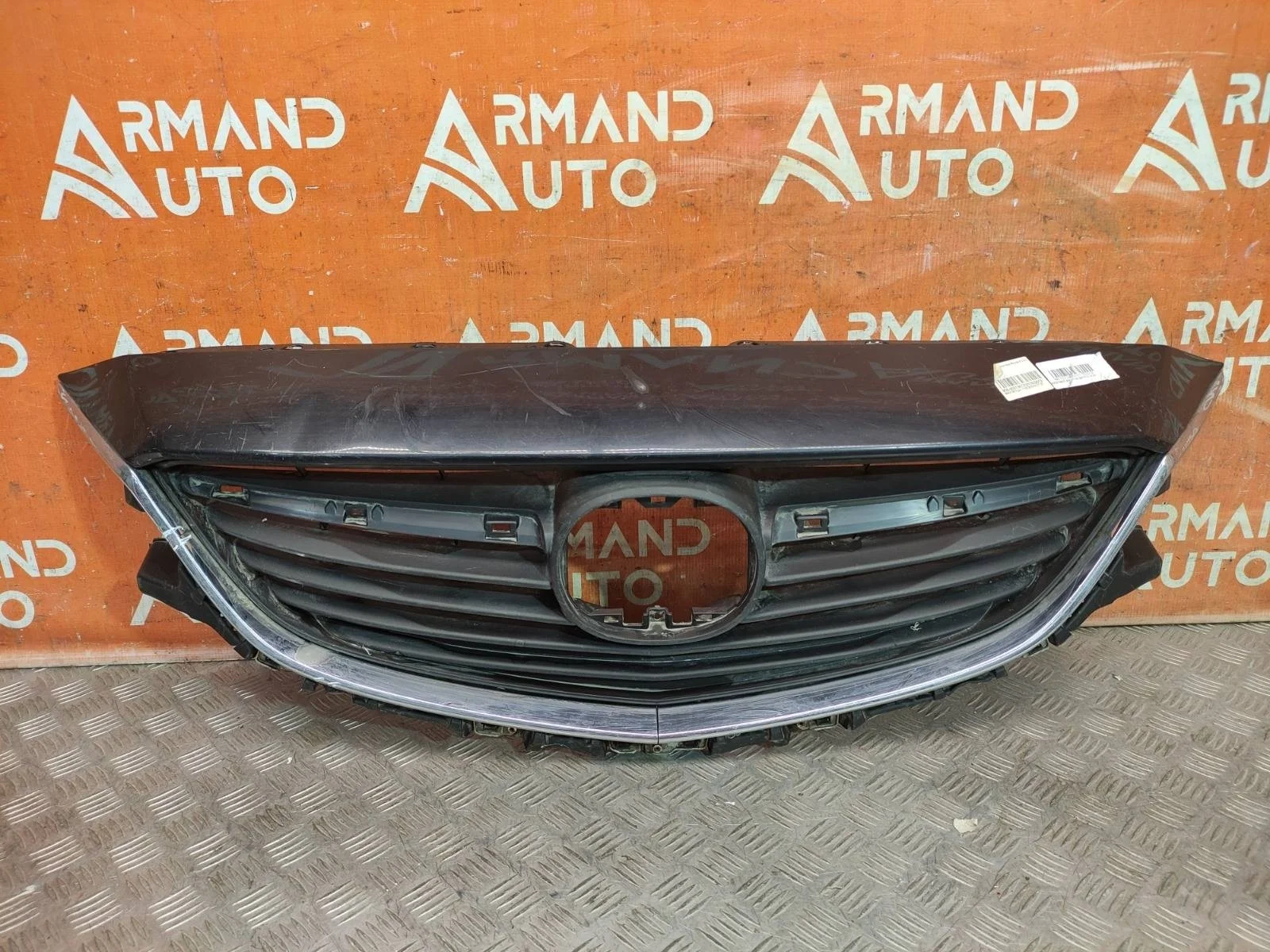 Решетка радиатора Mazda 6 2012-2018 3 GJ