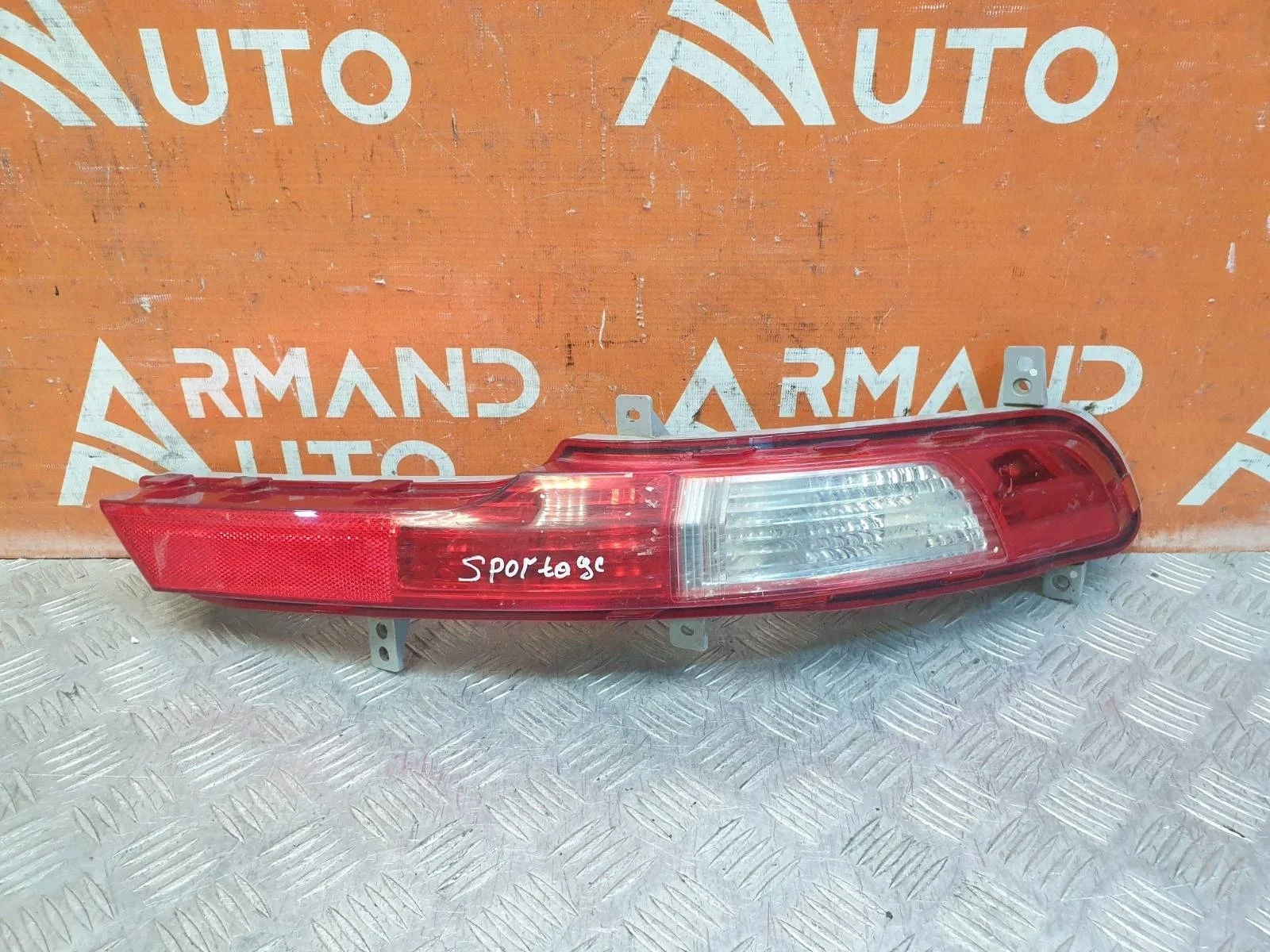 Фонарь противотуманный Kia Sportage 2010-2016 3 SL