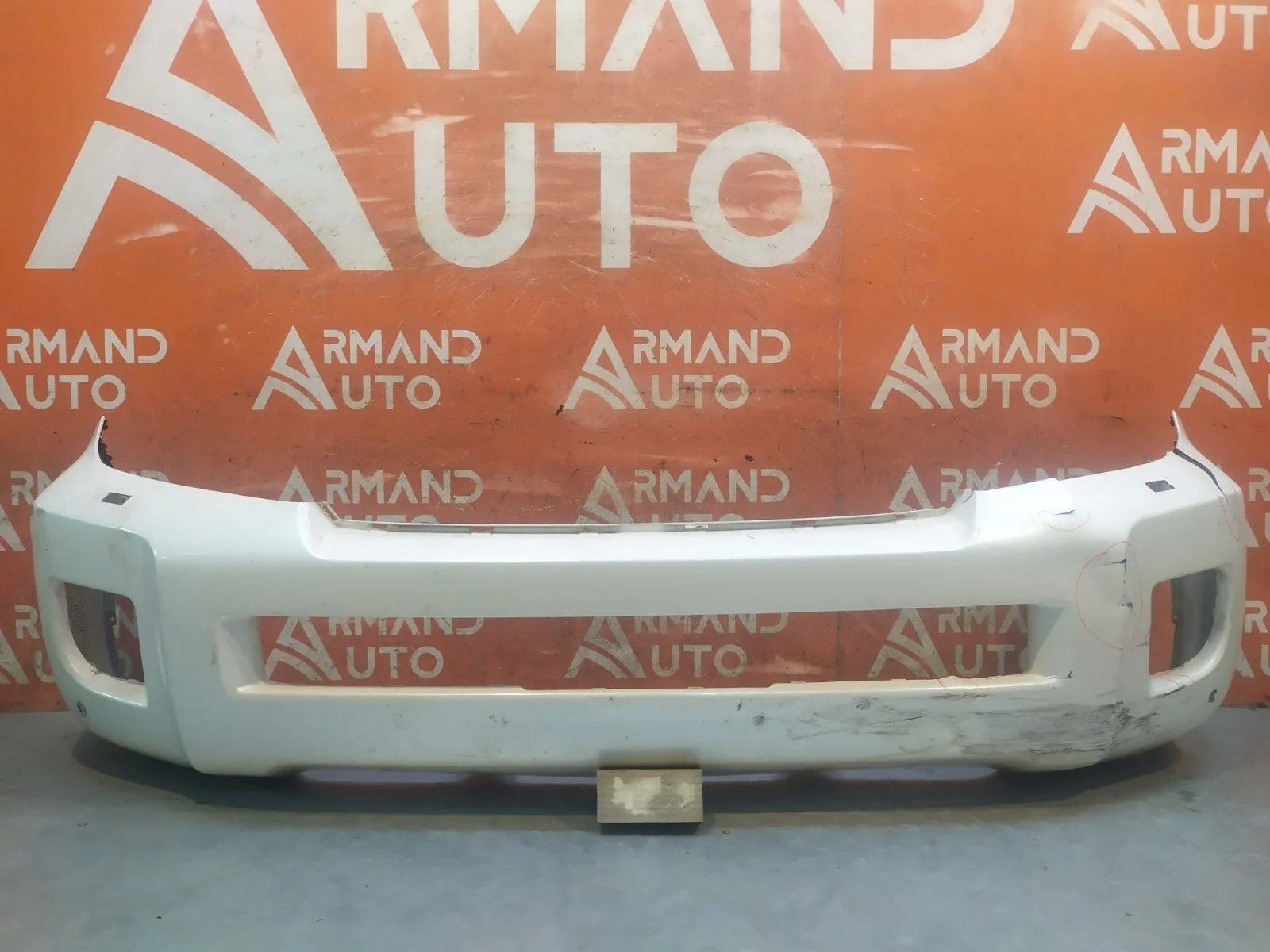 Бампер Toyota Land Cruiser 2012-2015 200