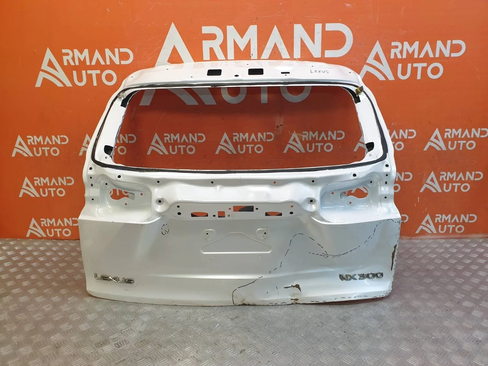 Дверь багажника Lexus NX 2014-2017