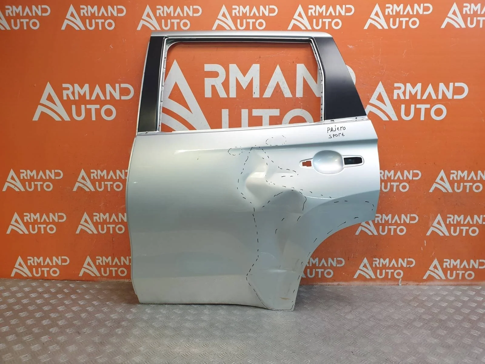 Дверь Mitsubishi Pajero sport 2015-нв 3