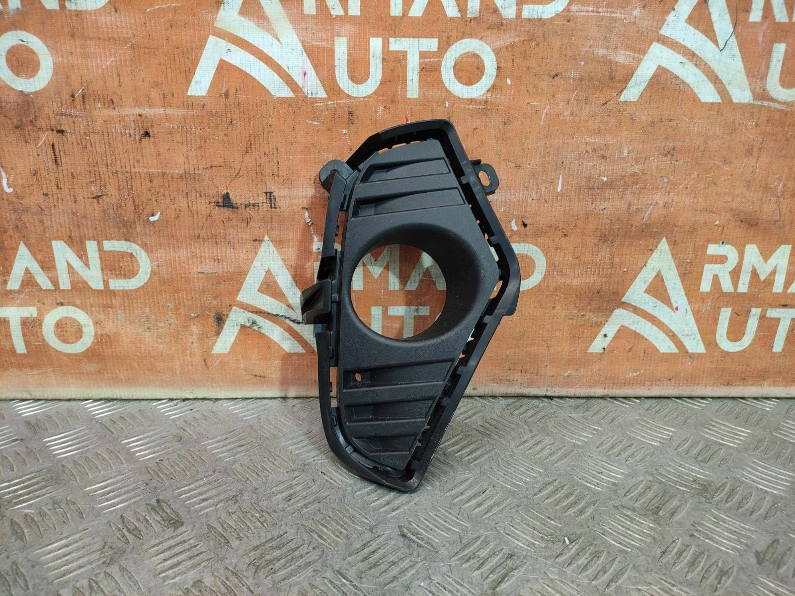 Окантовка птф Toyota RAV4 2018-нв 5 XA50