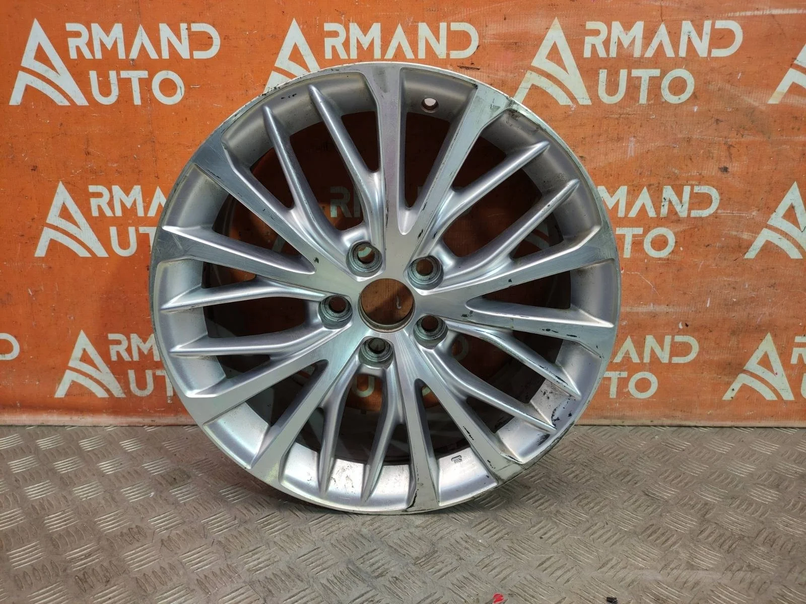 Диск колёсный r18 Toyota Camry XV70