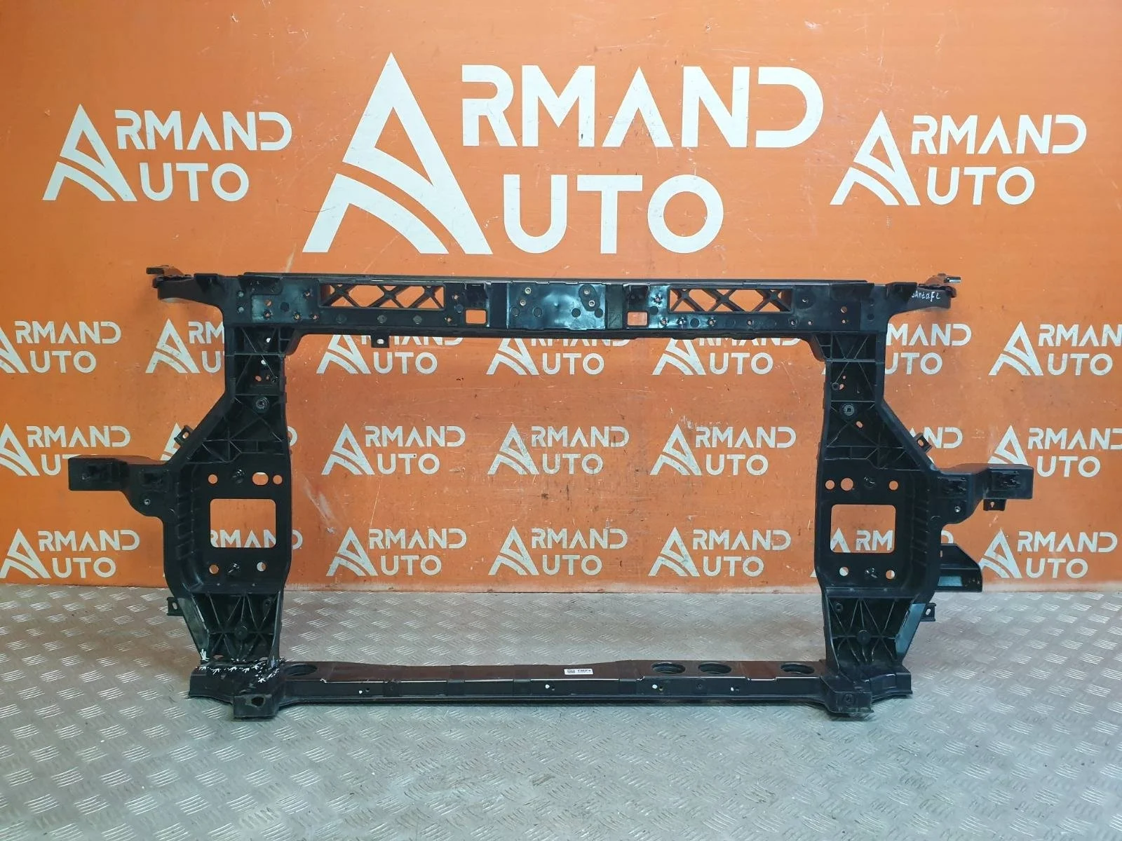 Панель передняя (суппорт радиатора) Hyundai Santa Fe 2020-нв 4 TM