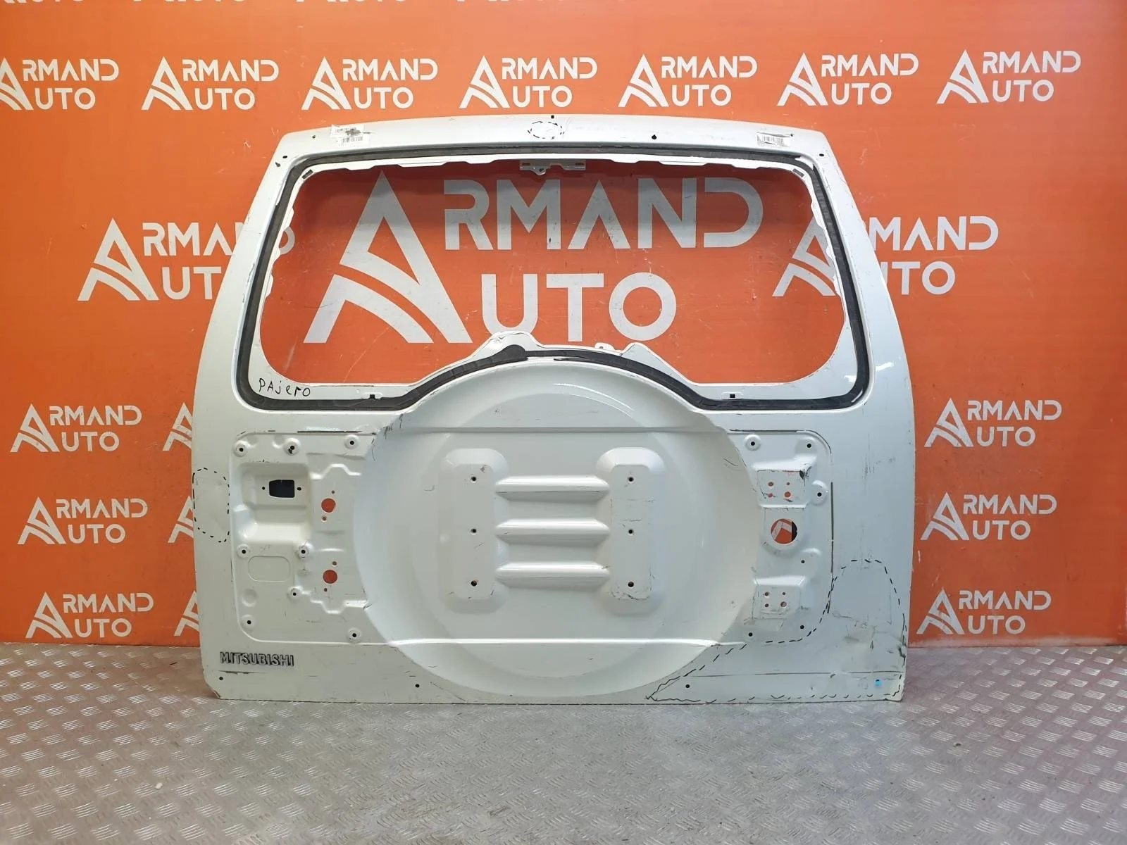 Дверь багажника Mitsubishi Pajero 2006-2014