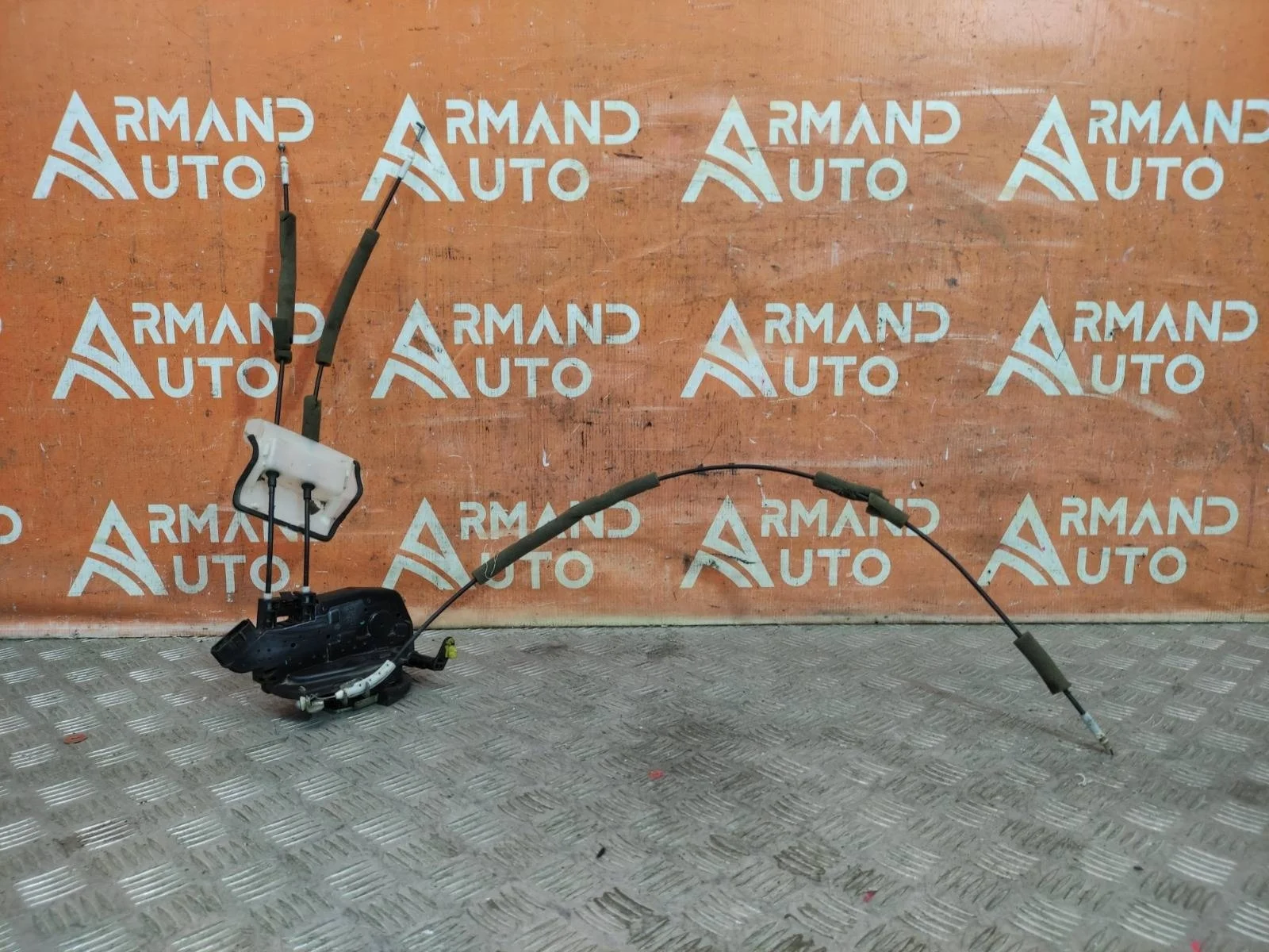 Замок двери Nissan Teana 2008-2014 J32