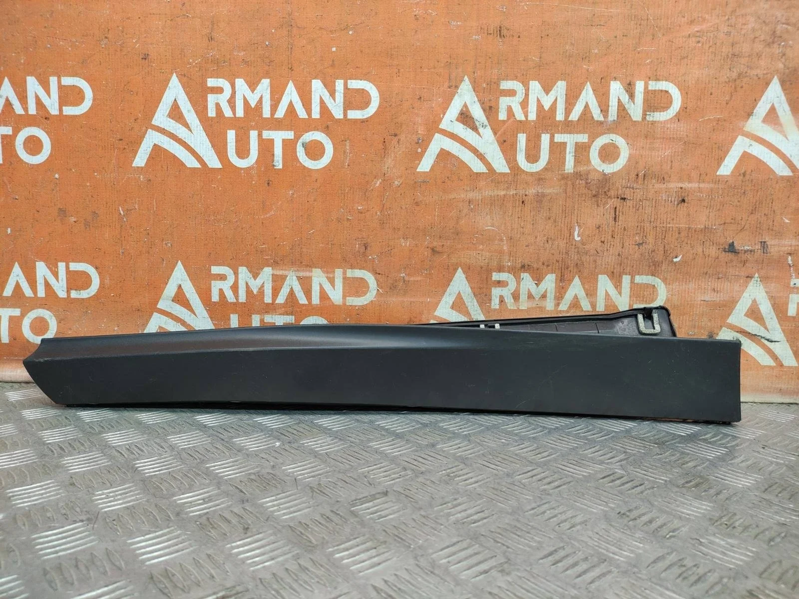Молдинг двери Lexus NX 2014-2021