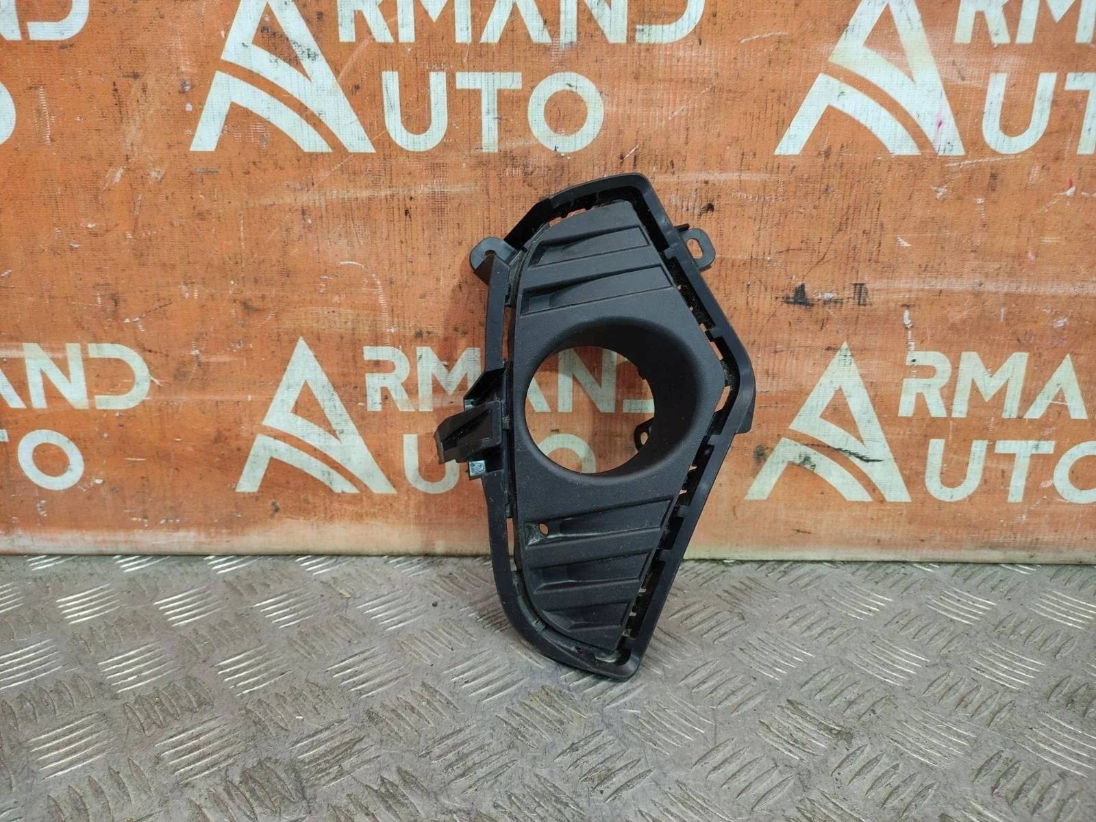 Окантовка птф Toyota RAV4 2018-нв 5 XA50
