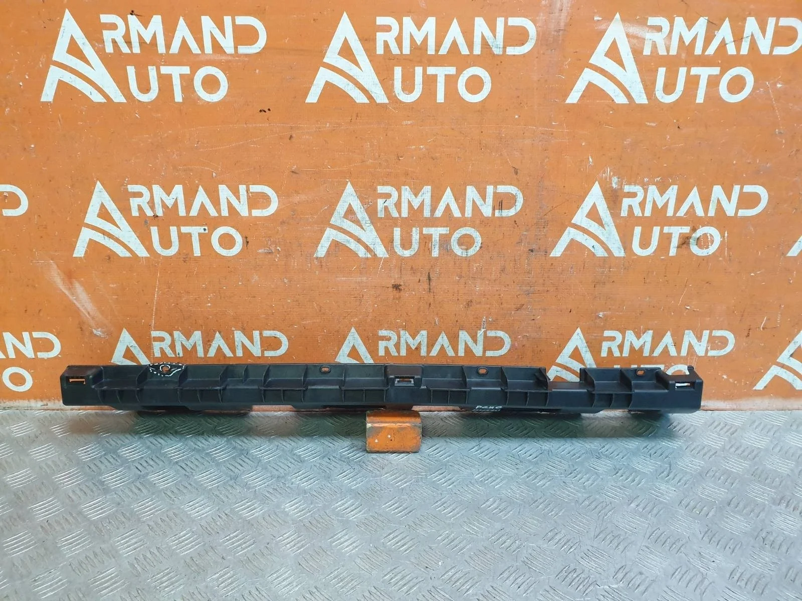 Кронштейн накладки порога Renault Duster 2010-2021