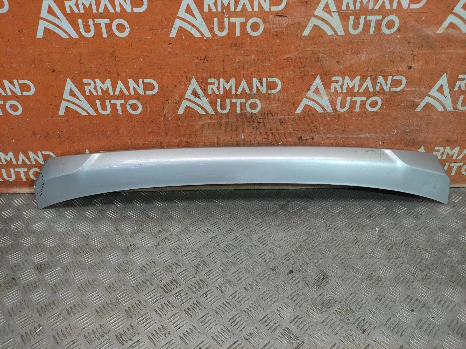 Накладка бампера нижняя Mitsubishi Outlander 2015-2018 3